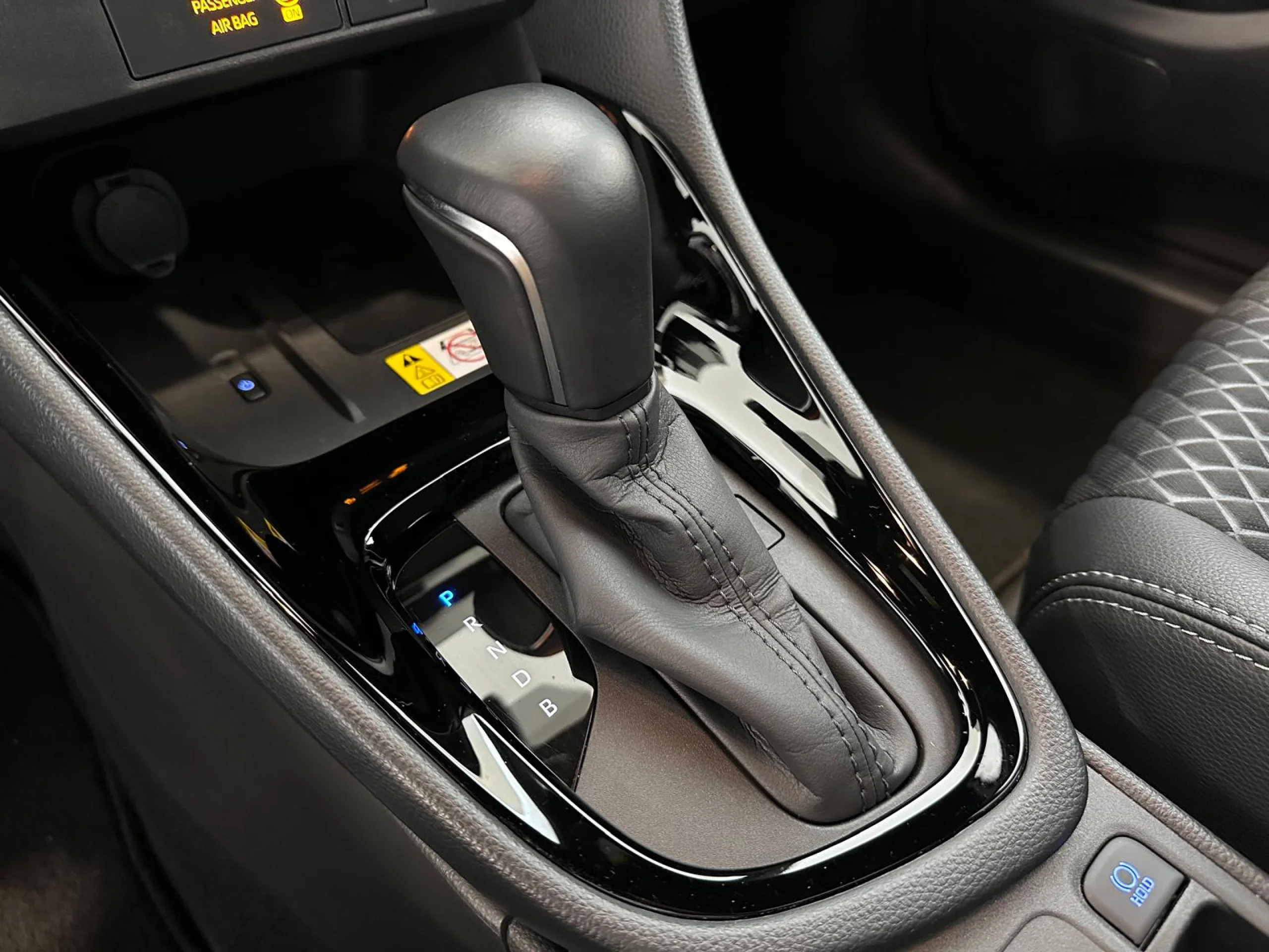 Toyota Yaris 1.5 120H Style - Foto 7