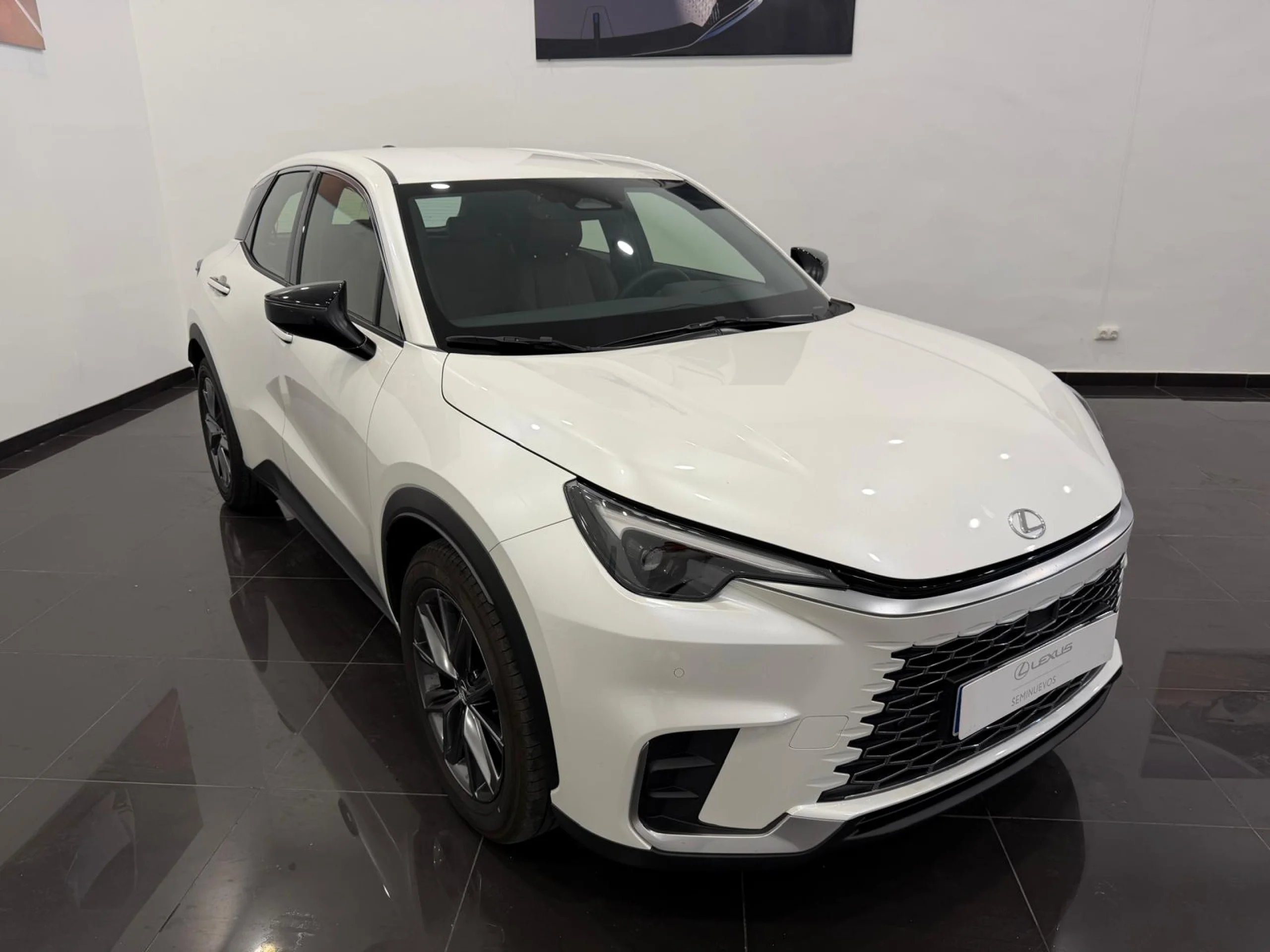 Lexus LBX ELEGANT+ 1.5L HEV - Foto 3