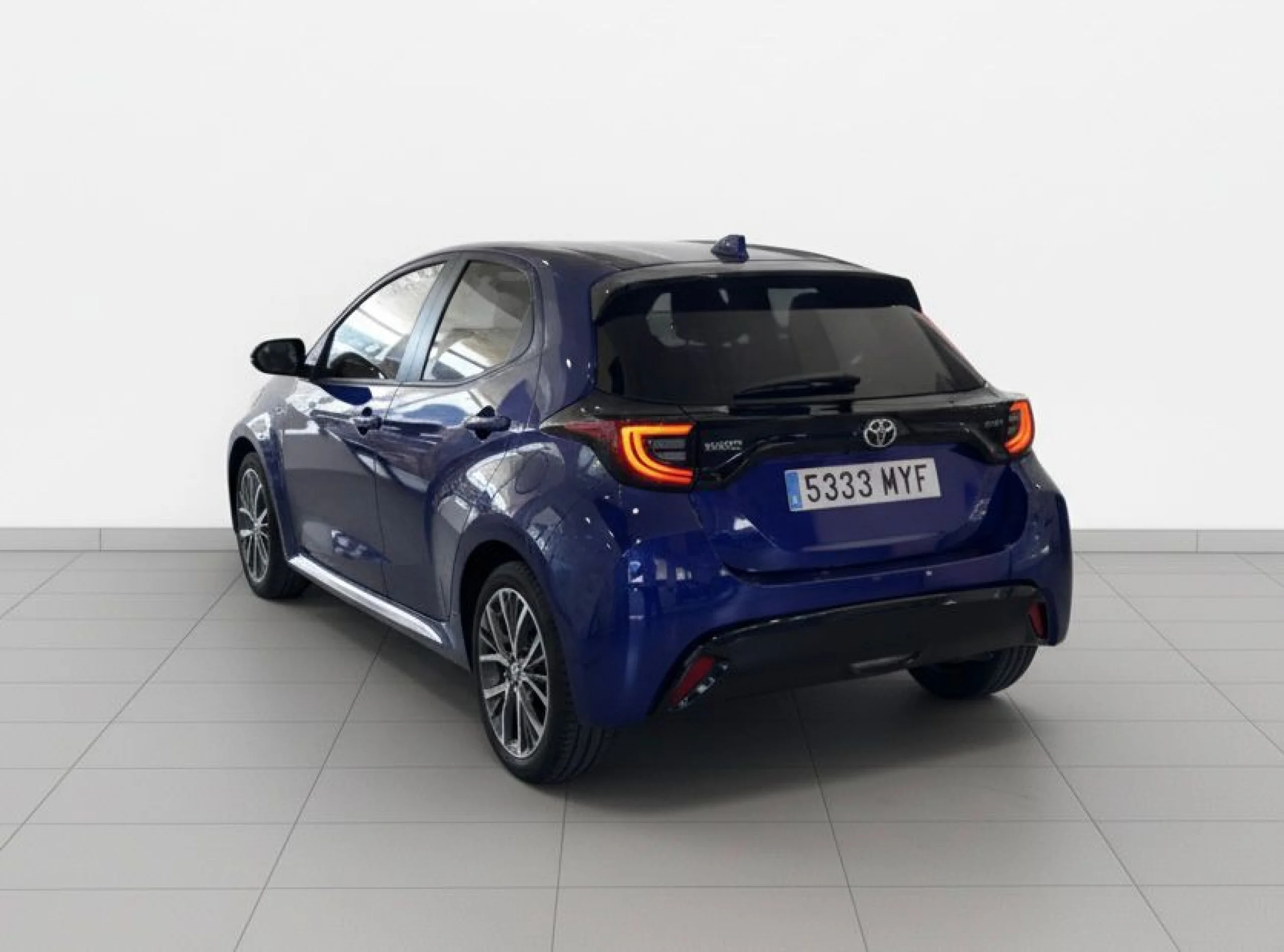 Toyota Yaris 1.5 120h Style - Foto 2