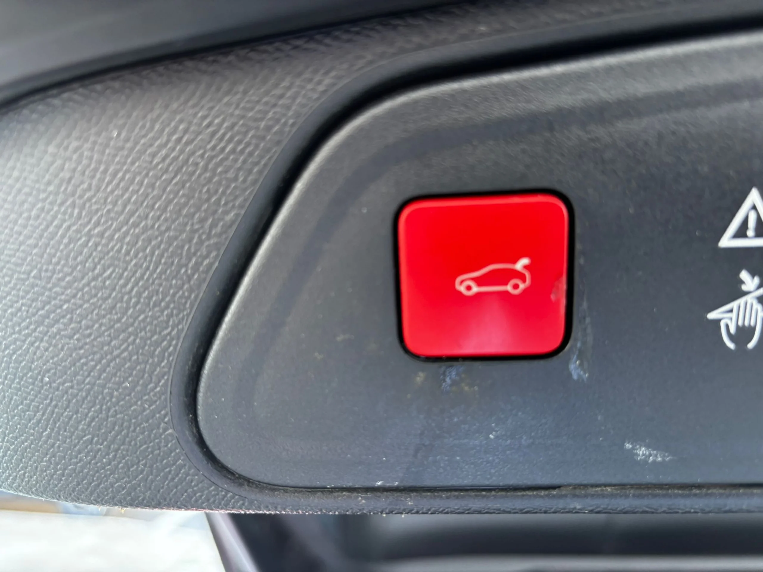 Peugeot 3008 1.2 S&amp;S PureTech Allure EAT6 130 - Foto 9