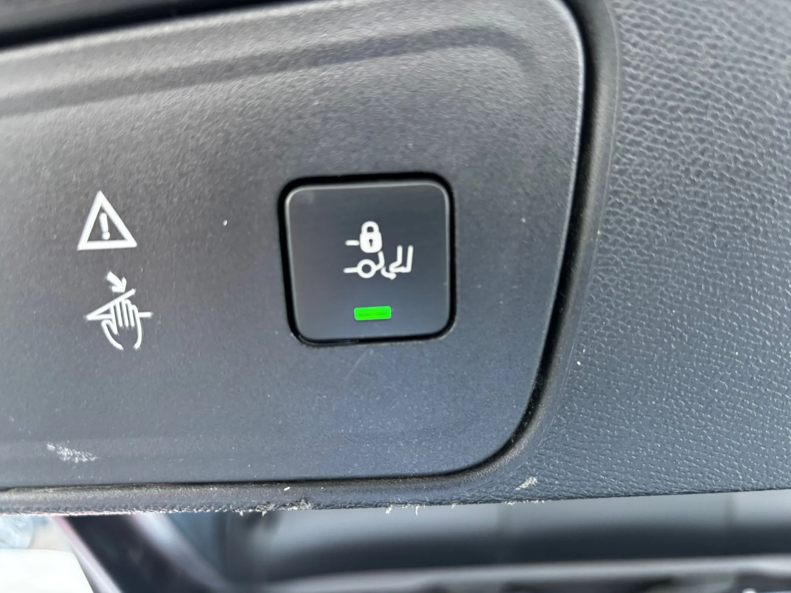 Peugeot 3008 1.2 S&amp;S PureTech Allure EAT6 130 - Foto 10