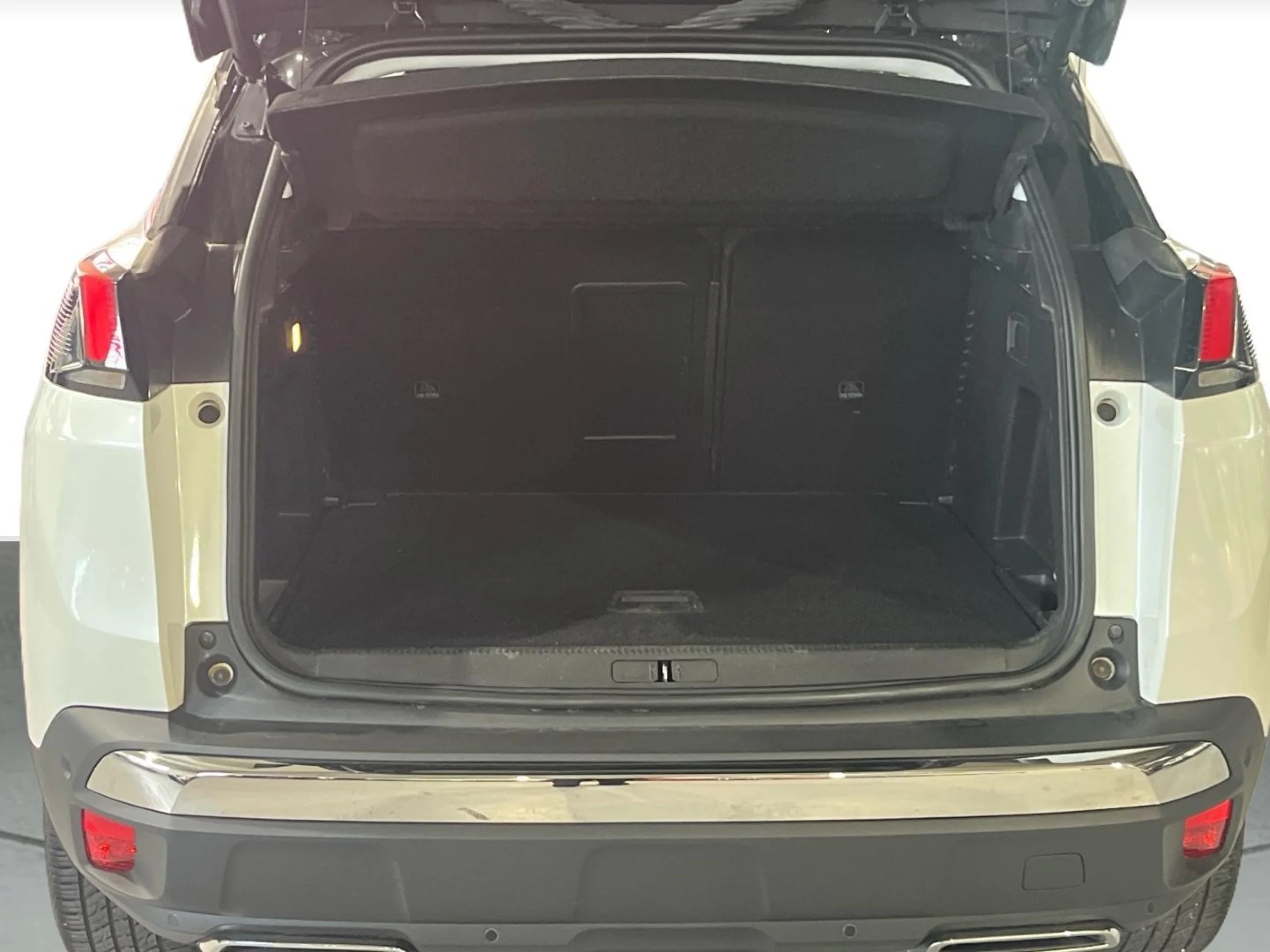 Peugeot 3008 1.2 S&amp;S PureTech Allure EAT6 130 - Foto 6