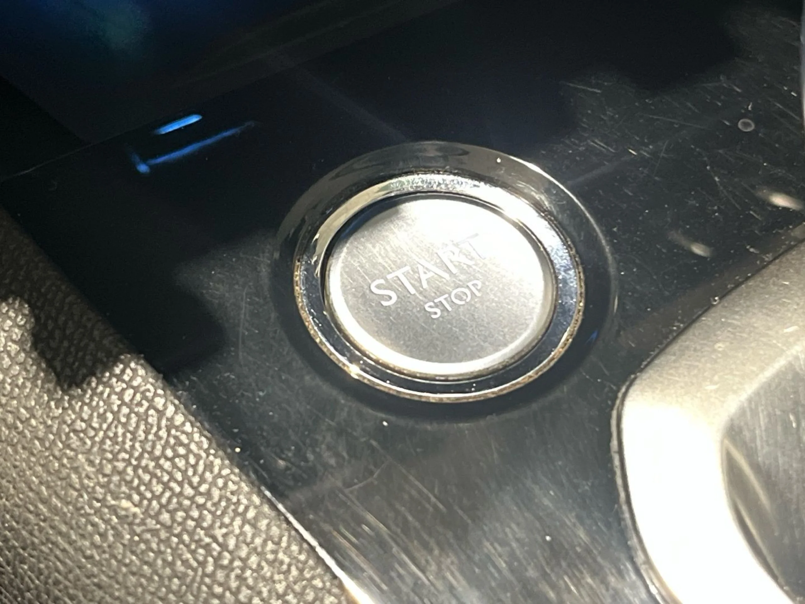 Peugeot 3008 1.2 S&amp;S PureTech Allure EAT6 130 - Foto 11