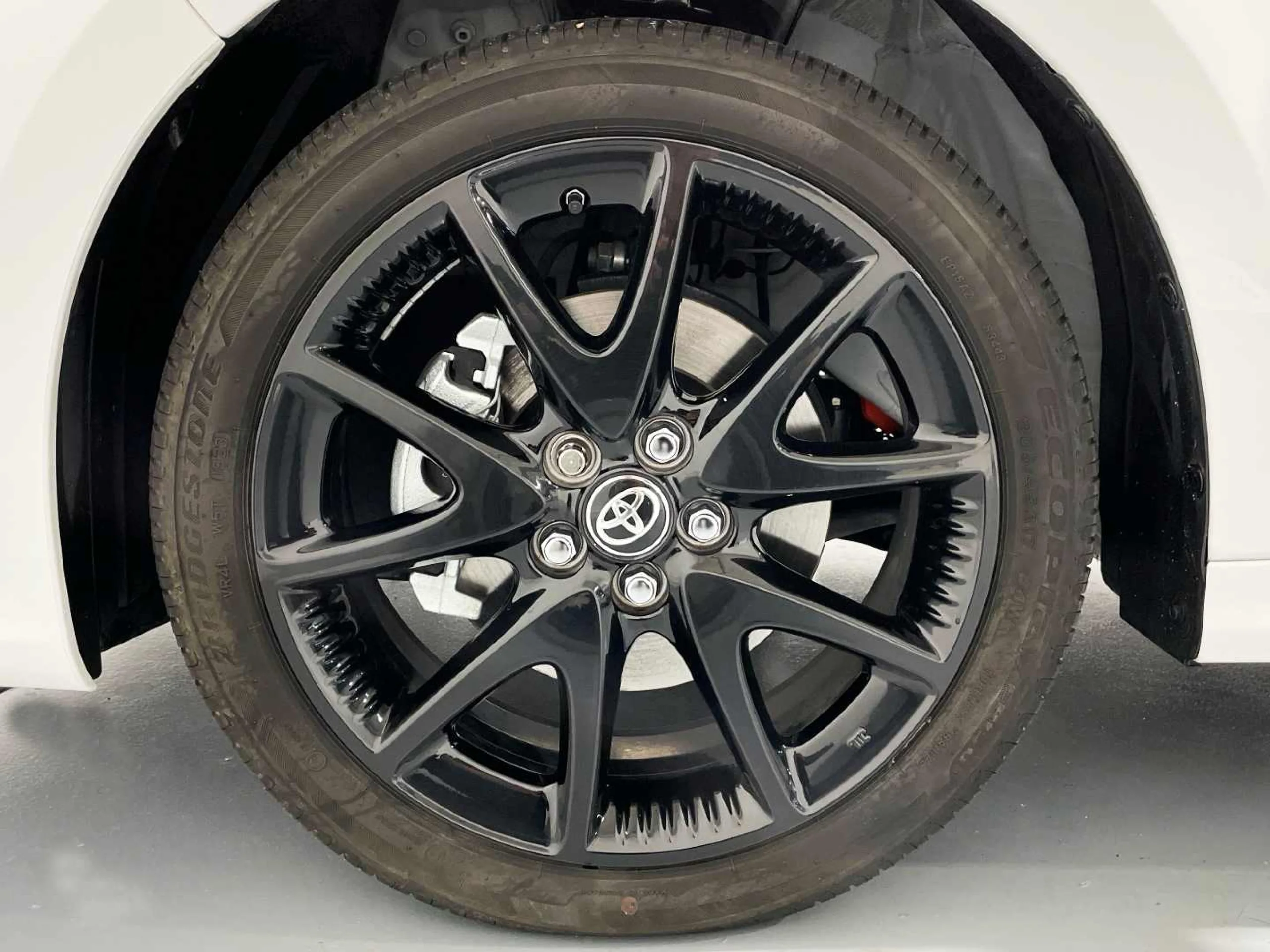 Toyota Yaris 120H Style - Foto 6