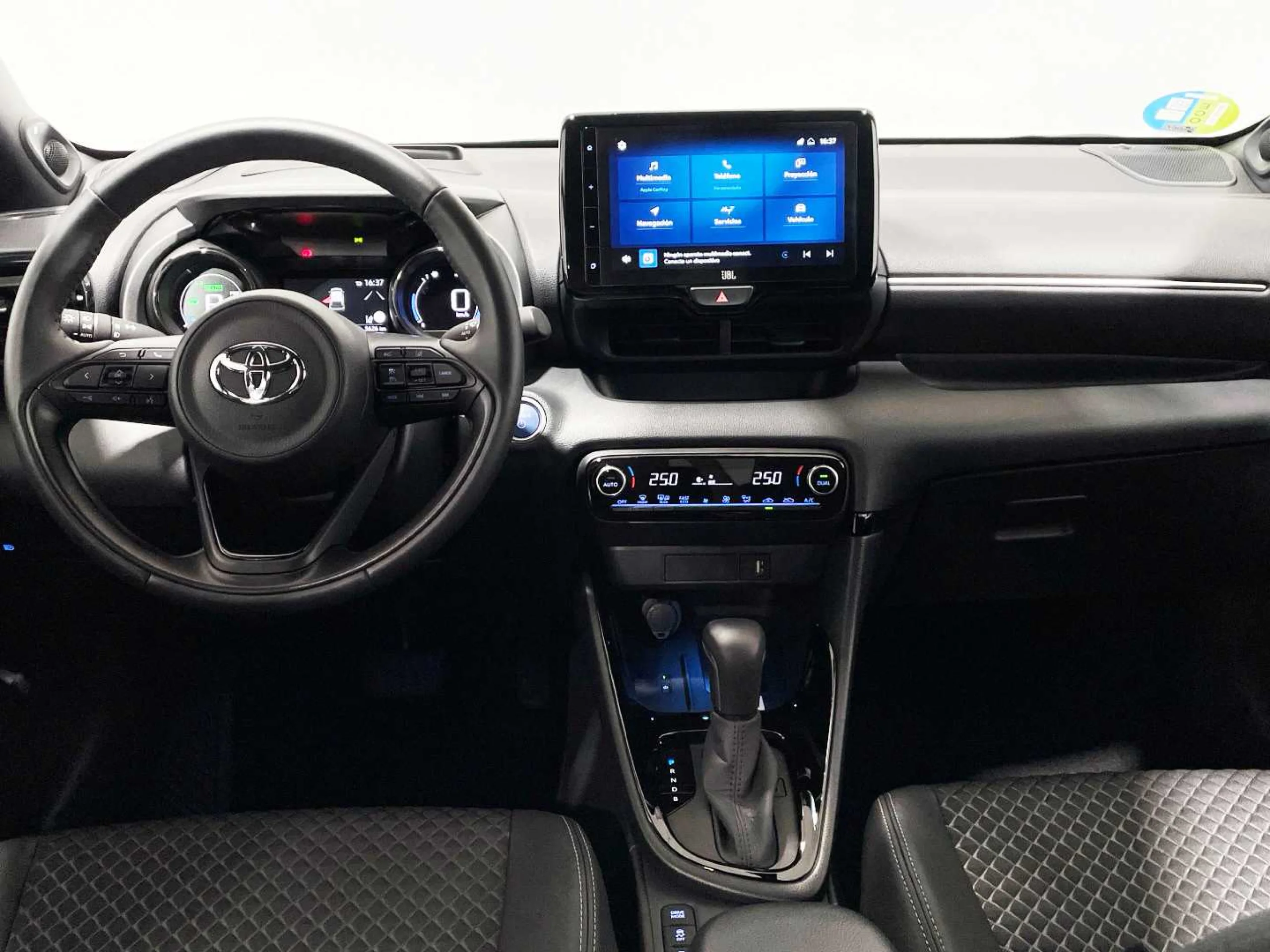 Toyota Yaris 120H Style - Foto 12