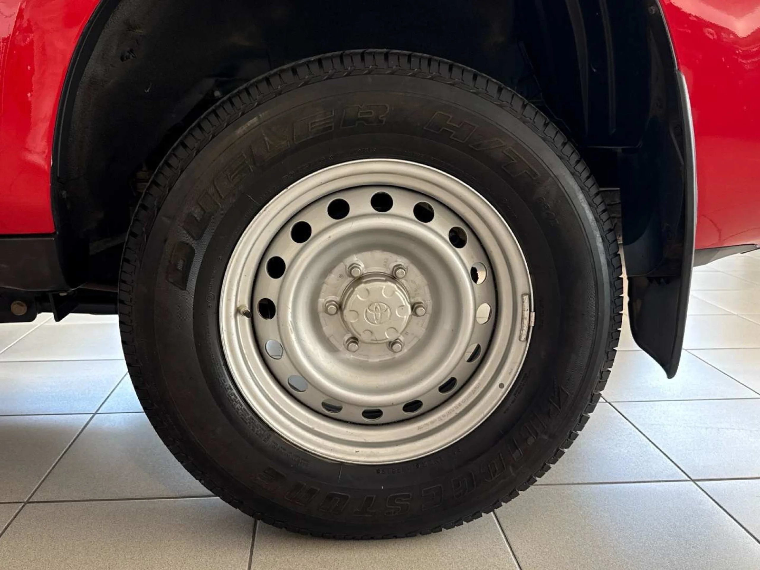 Toyota Land Cruiser 2.8D 6MT 4x4 GX - Foto 6