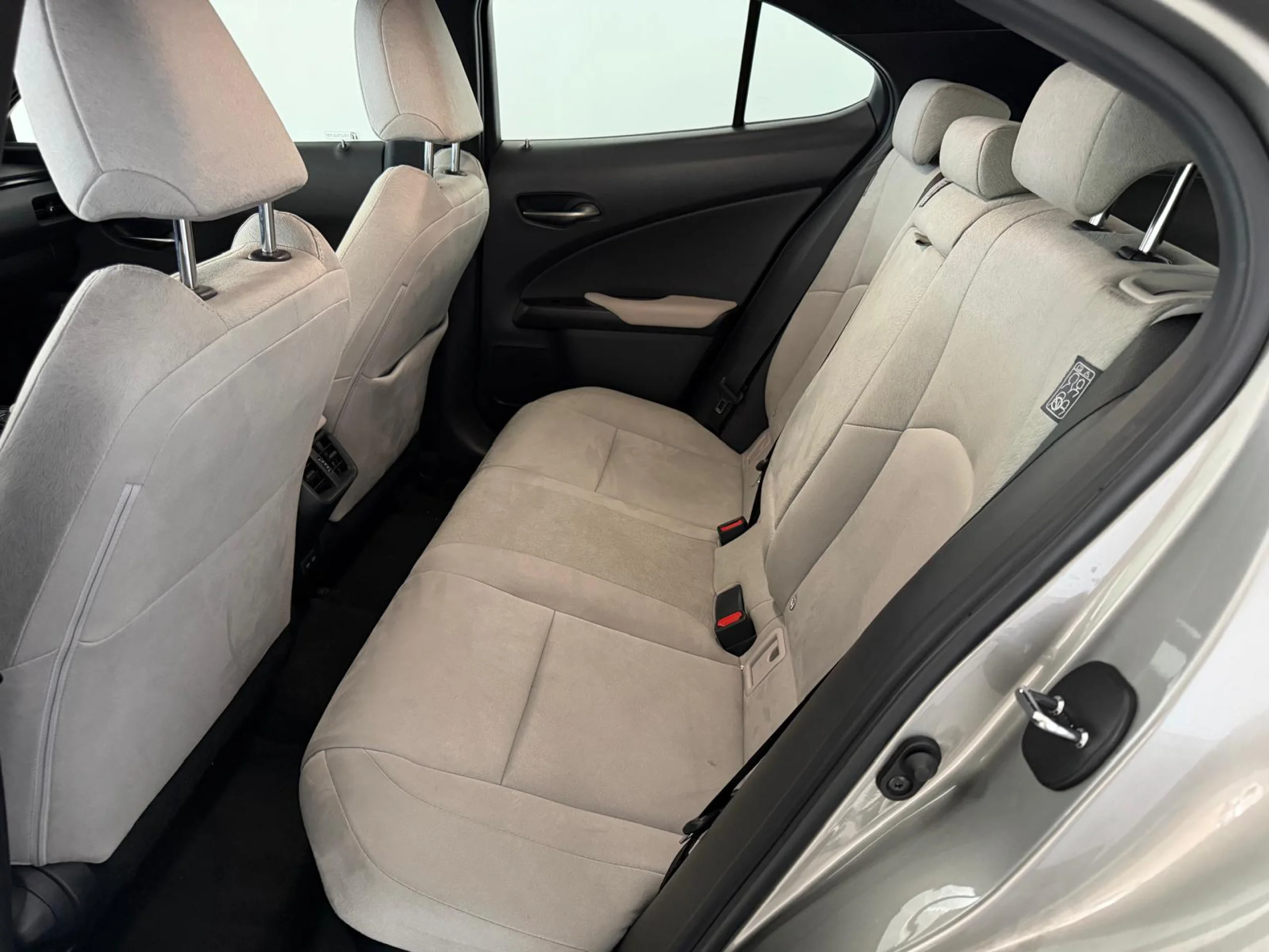 Lexus UX 250h 250H BUSSINESS  2WD - Foto 7