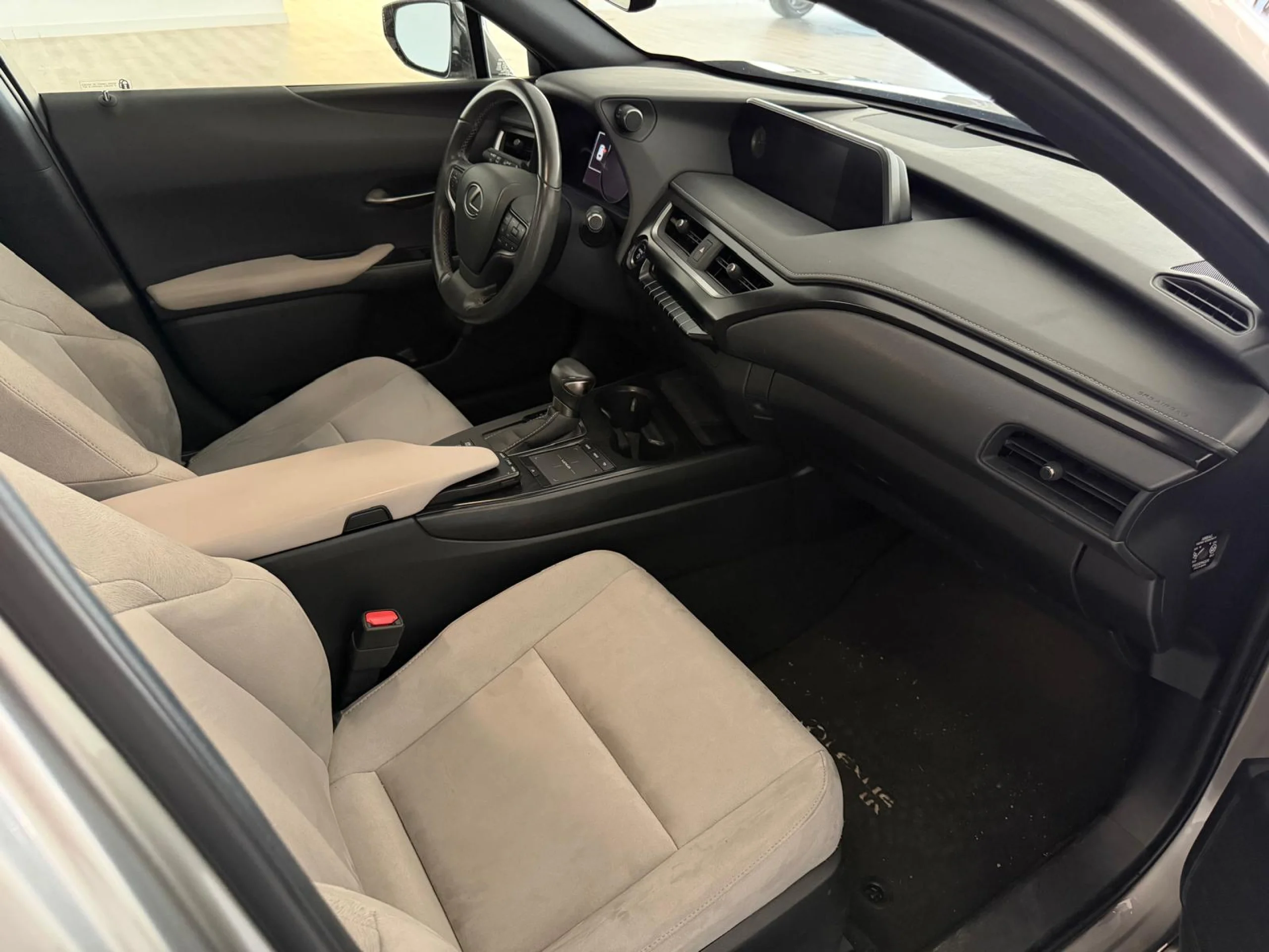 Lexus UX 250h 250H BUSSINESS  2WD - Foto 8