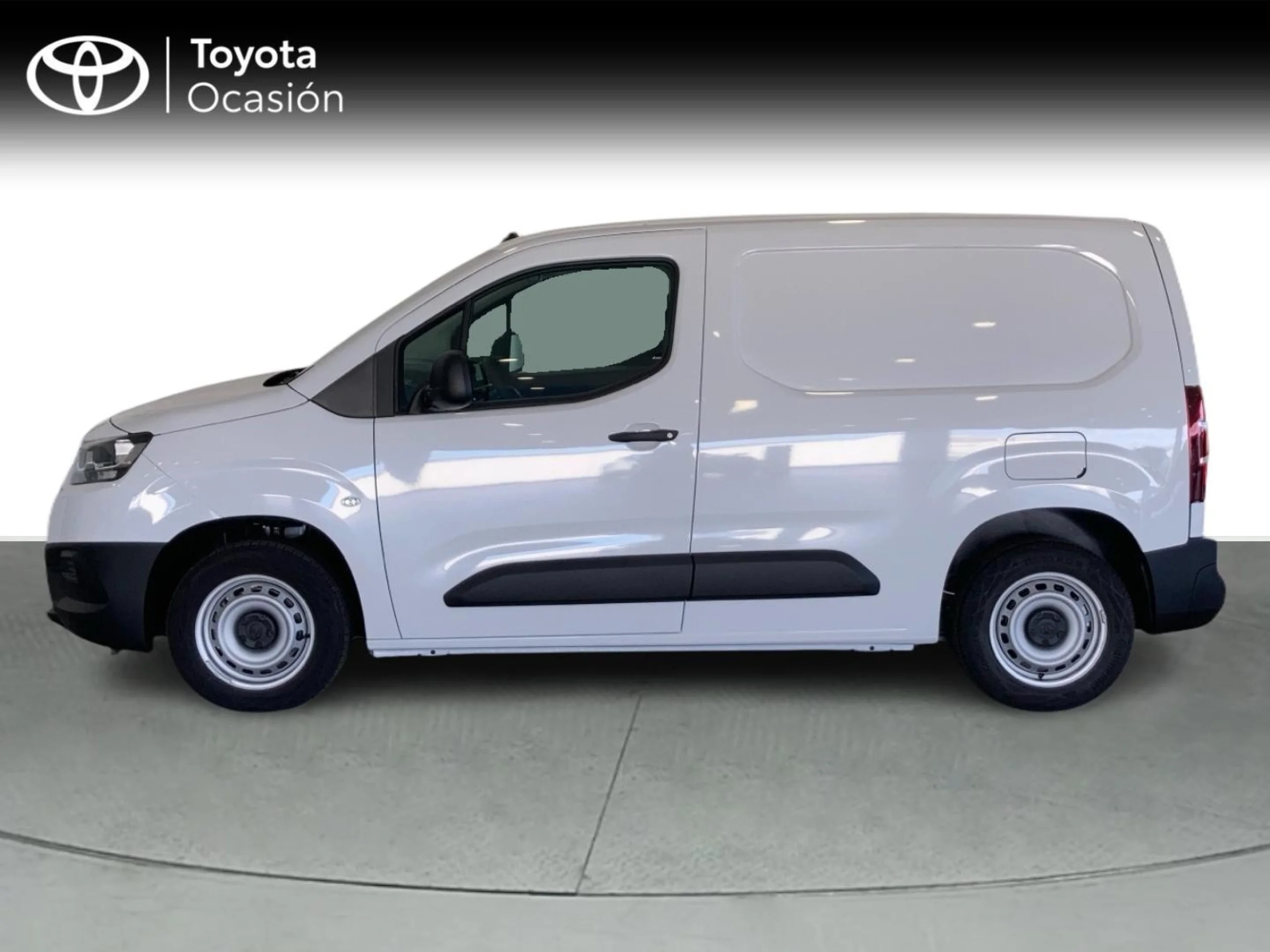 Toyota Proace City Van 1.5D 100CV 6TM GX 650KG - Foto 4