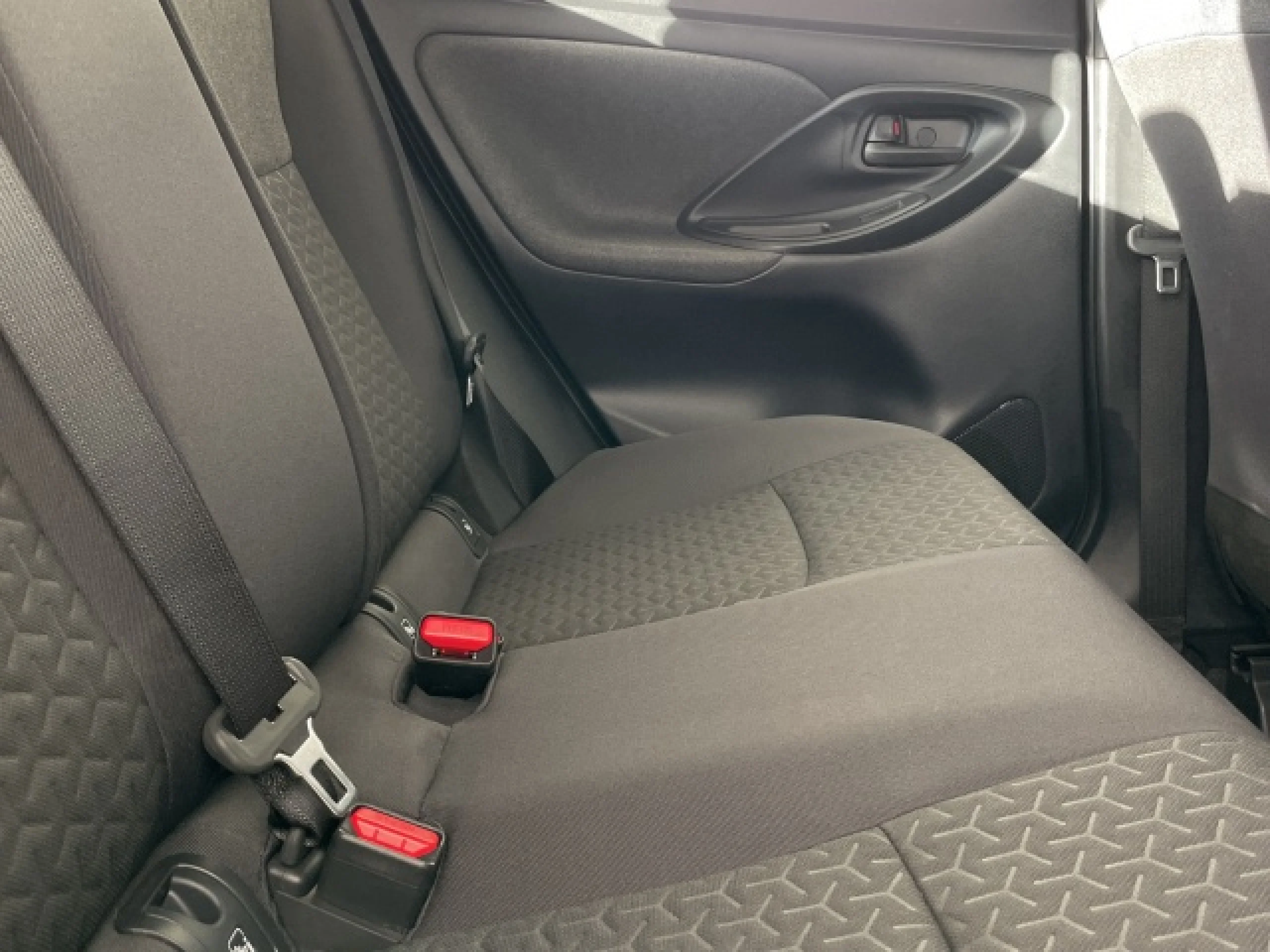 Toyota Yaris Cross 120H Active Tech - Foto 9