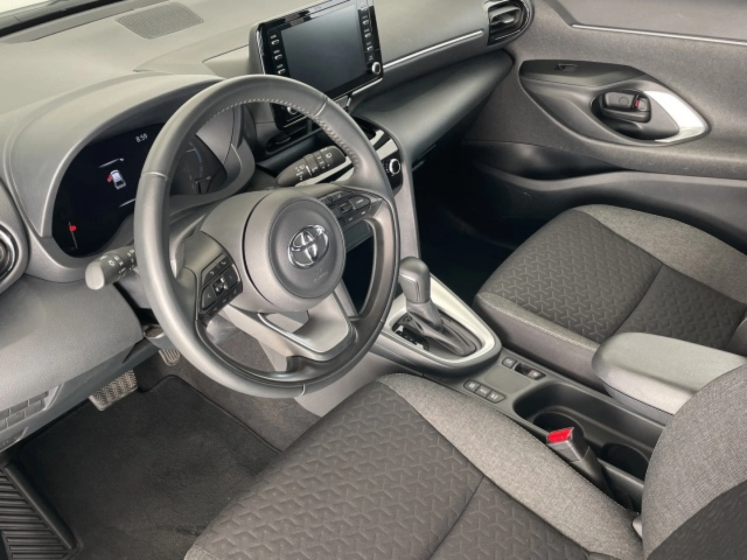 Toyota Yaris Cross 120H Active Tech - Foto 10