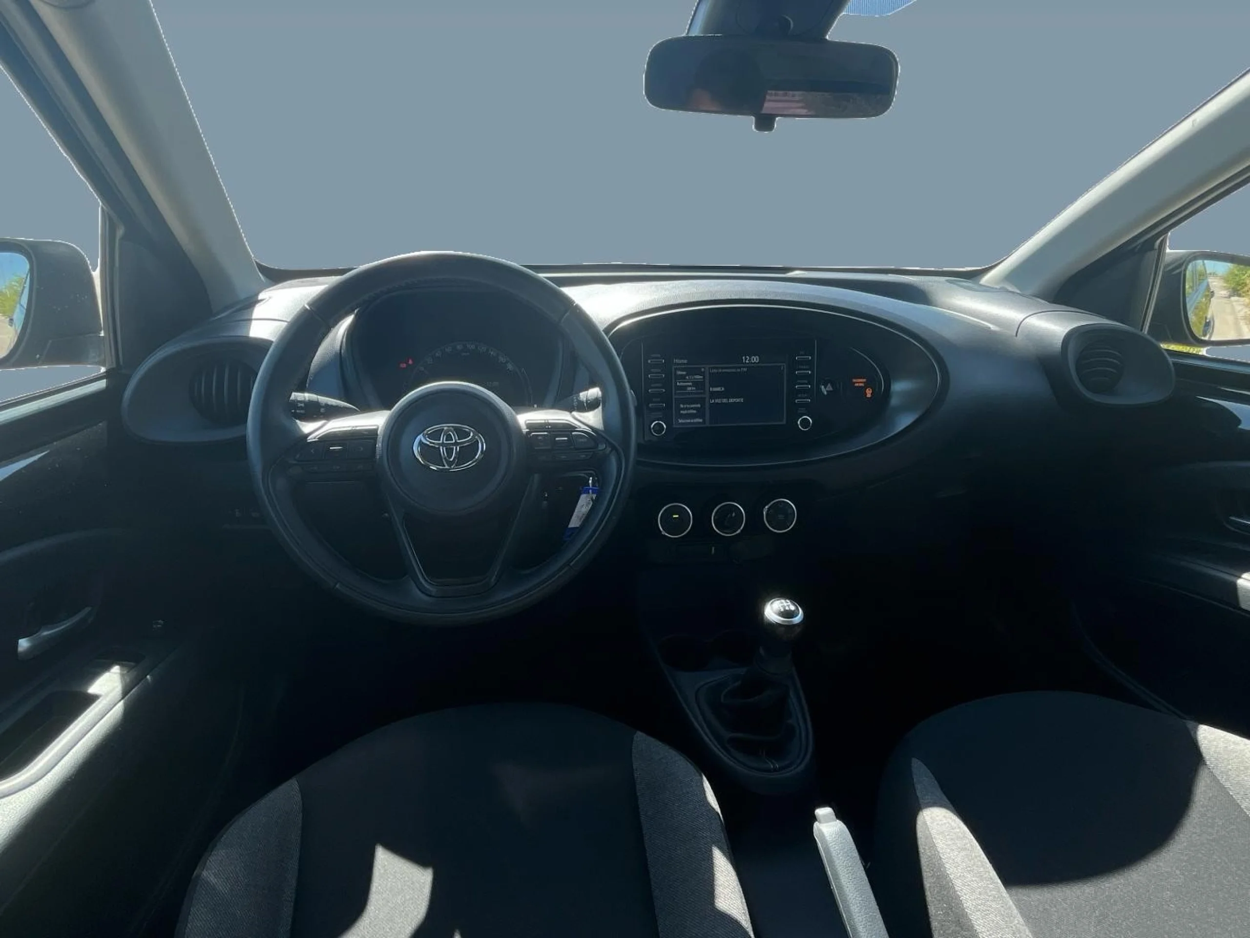 Toyota Aygo X Cross 70 T/M Play - Foto 13