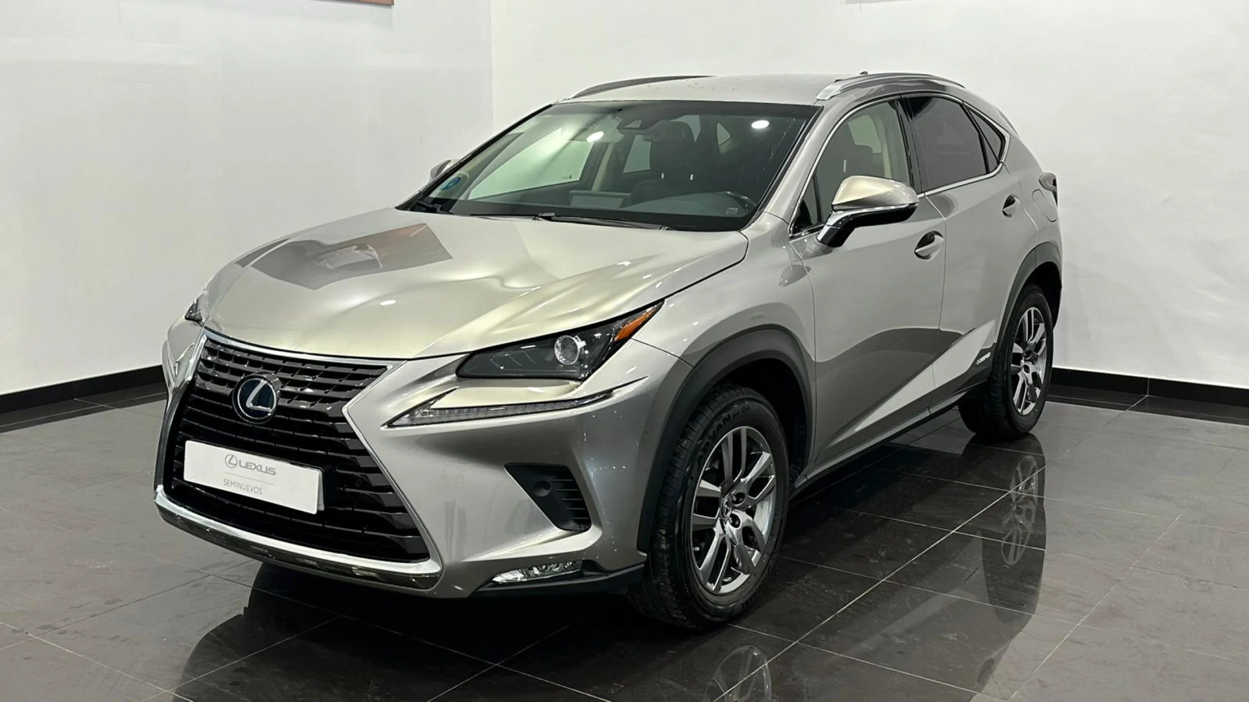 Lexus NX 300h EXECUTIVE NAVIGATION 4WD - Foto 1