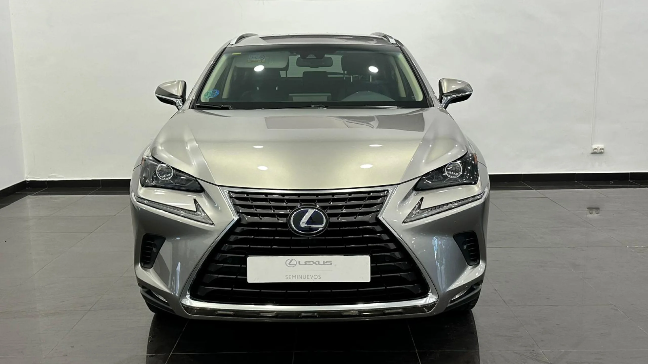 Lexus NX 300h EXECUTIVE NAVIGATION 4WD - Foto 2