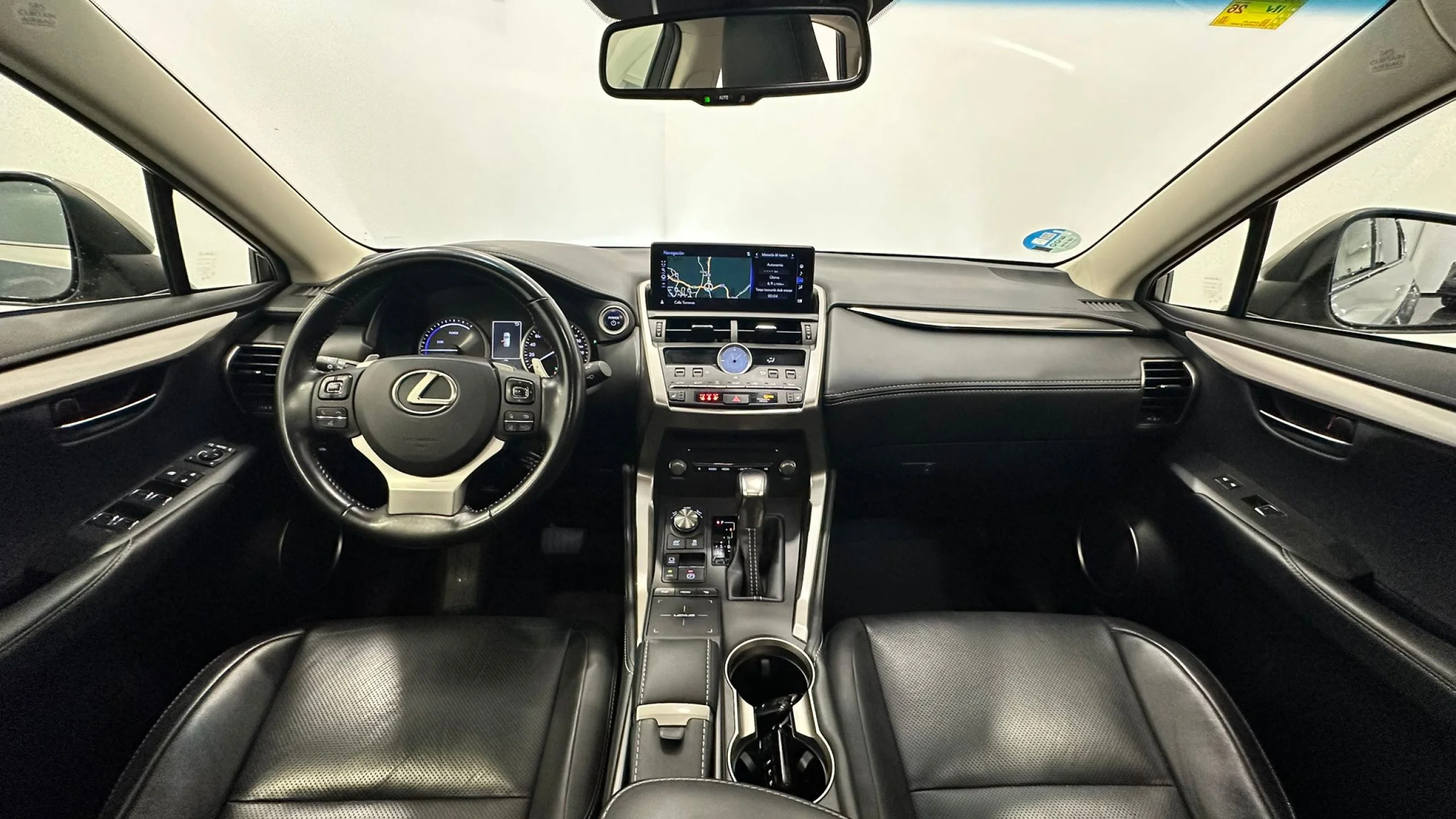 Lexus NX 300h EXECUTIVE NAVIGATION 4WD - Foto 15