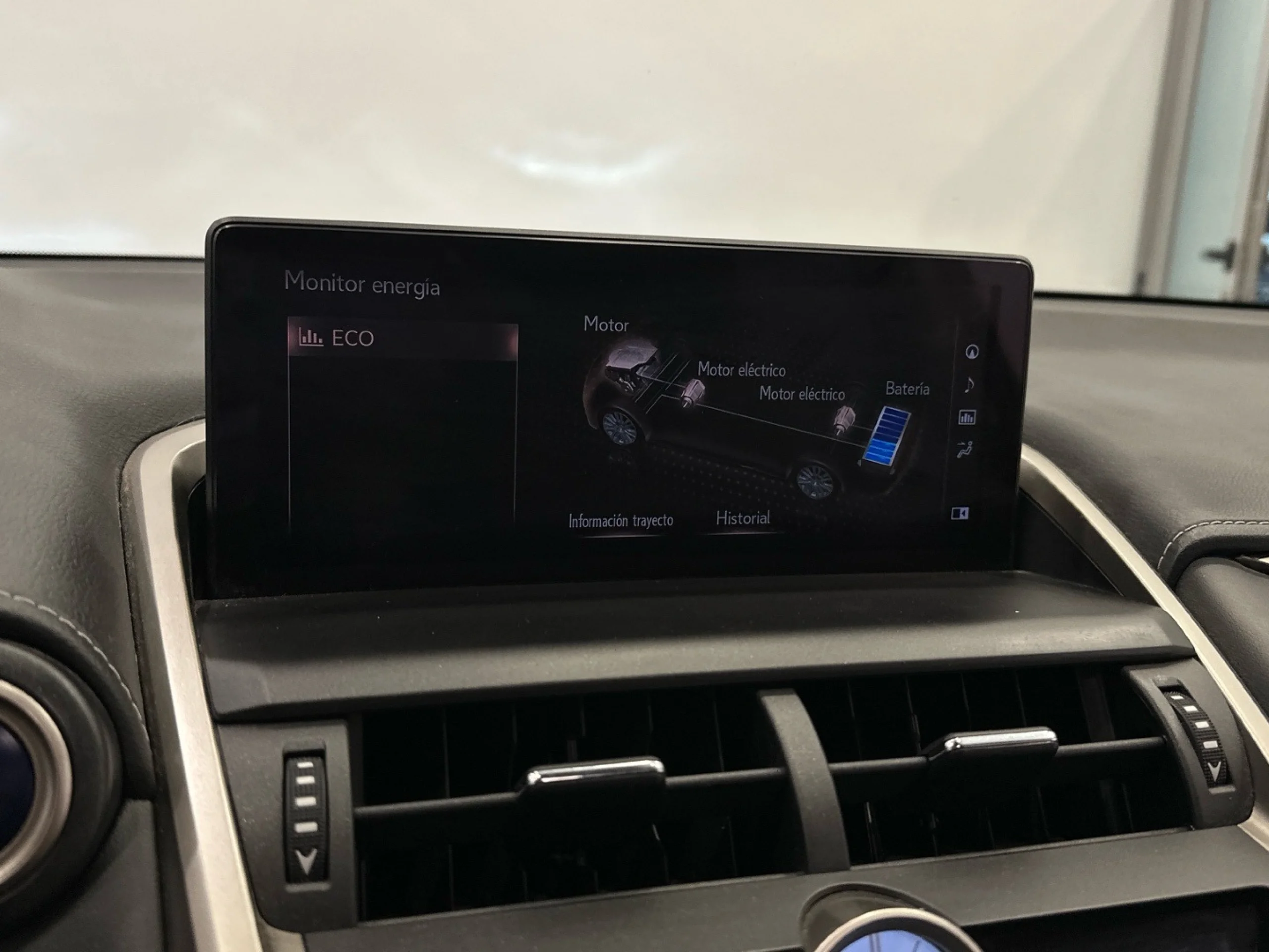 Lexus NX 300h NX300H LUXURY 4WD - Foto 29