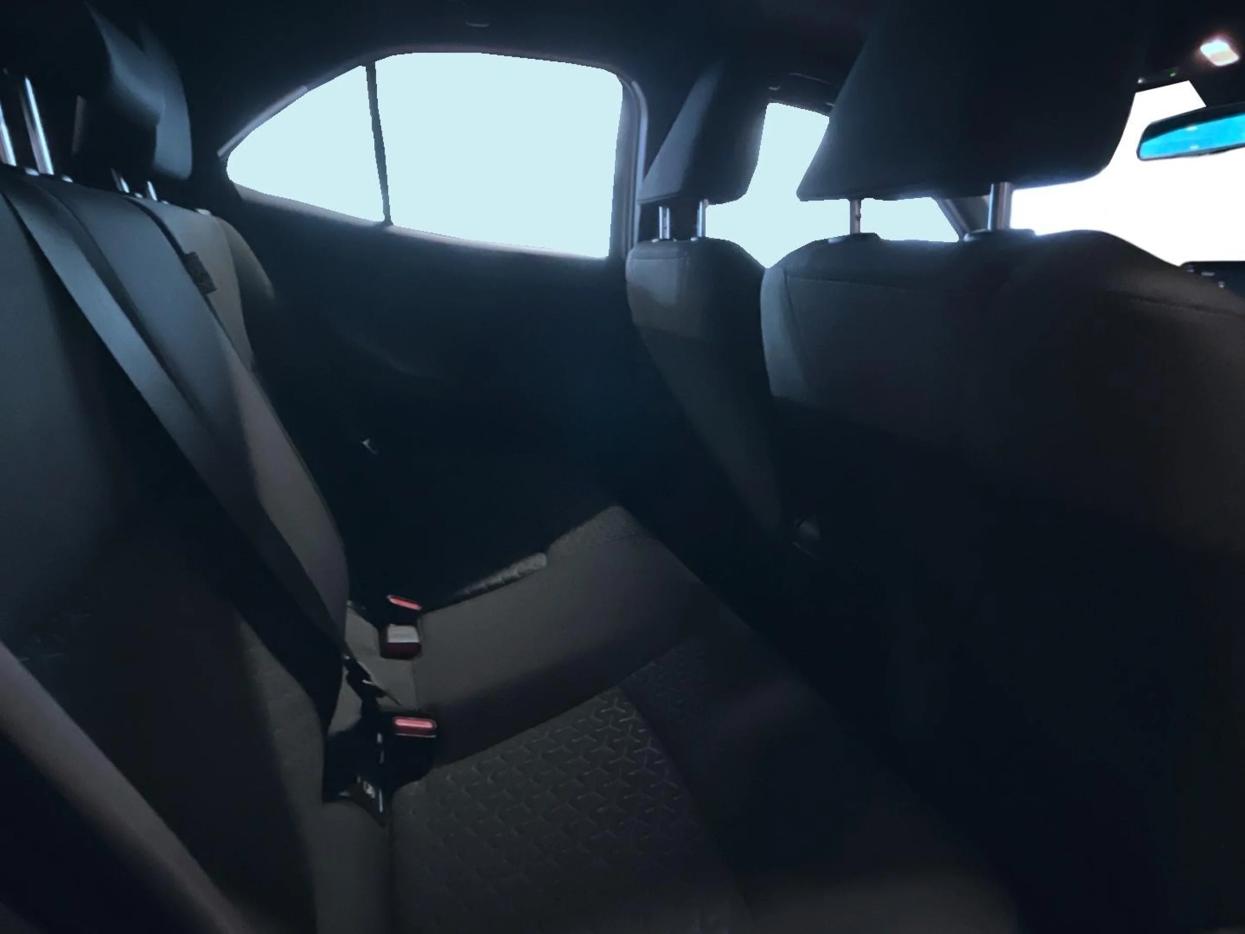 Toyota Yaris Cross 120H Active Tech - Foto 9