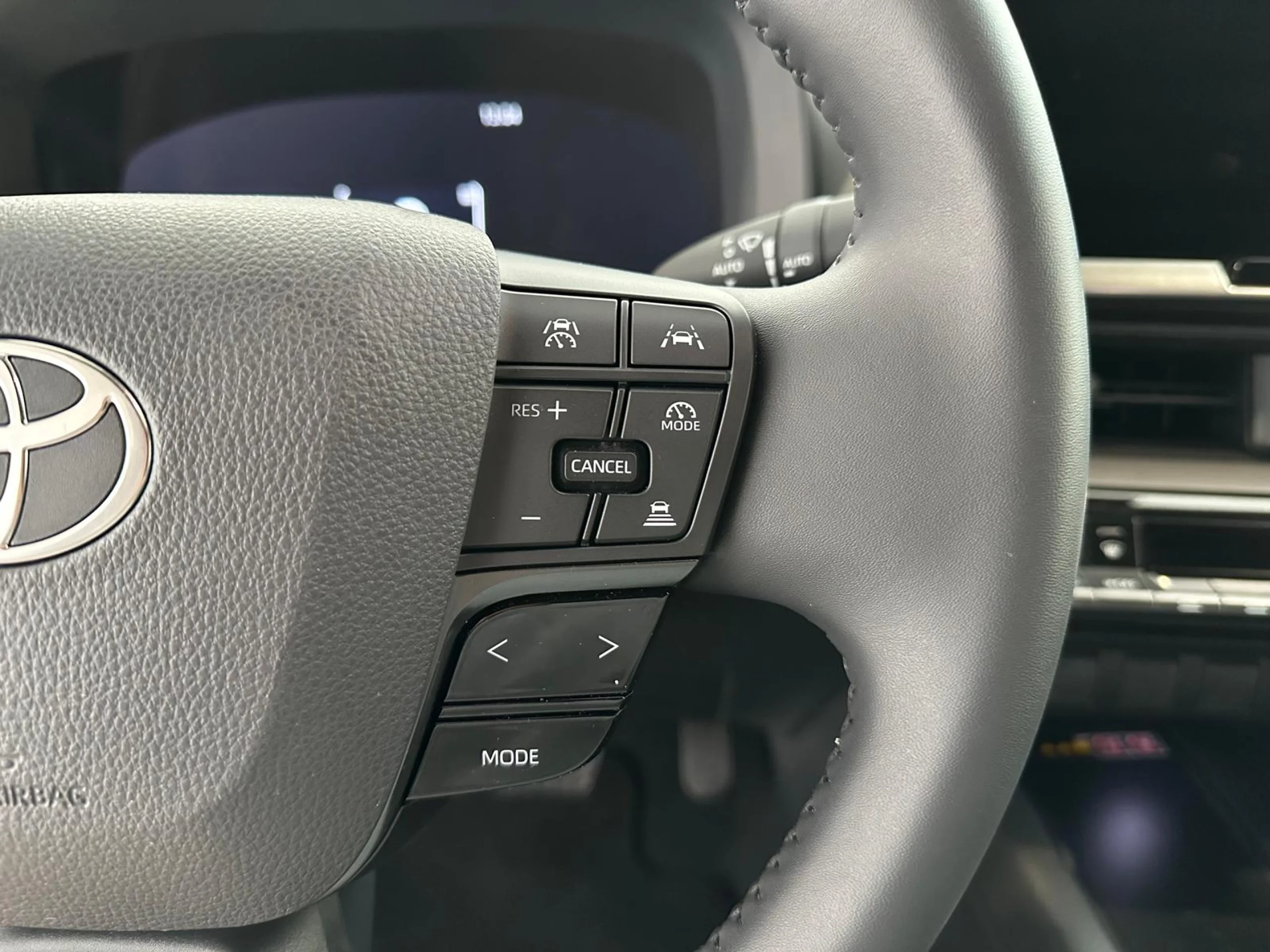 Toyota C-HR 200H Advance - Foto 7