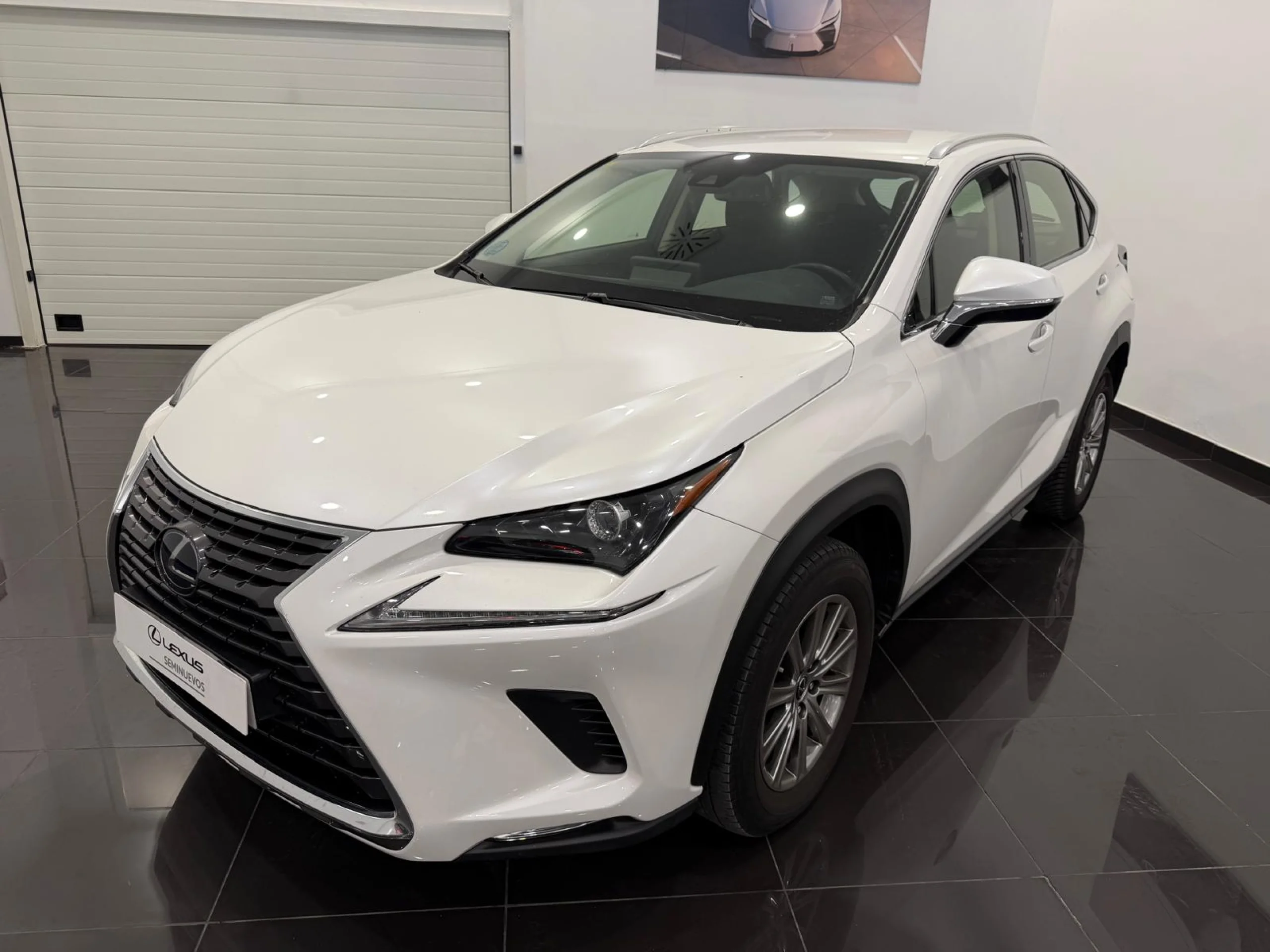 Lexus NX 300h Business Navigation 2WD - Foto 3