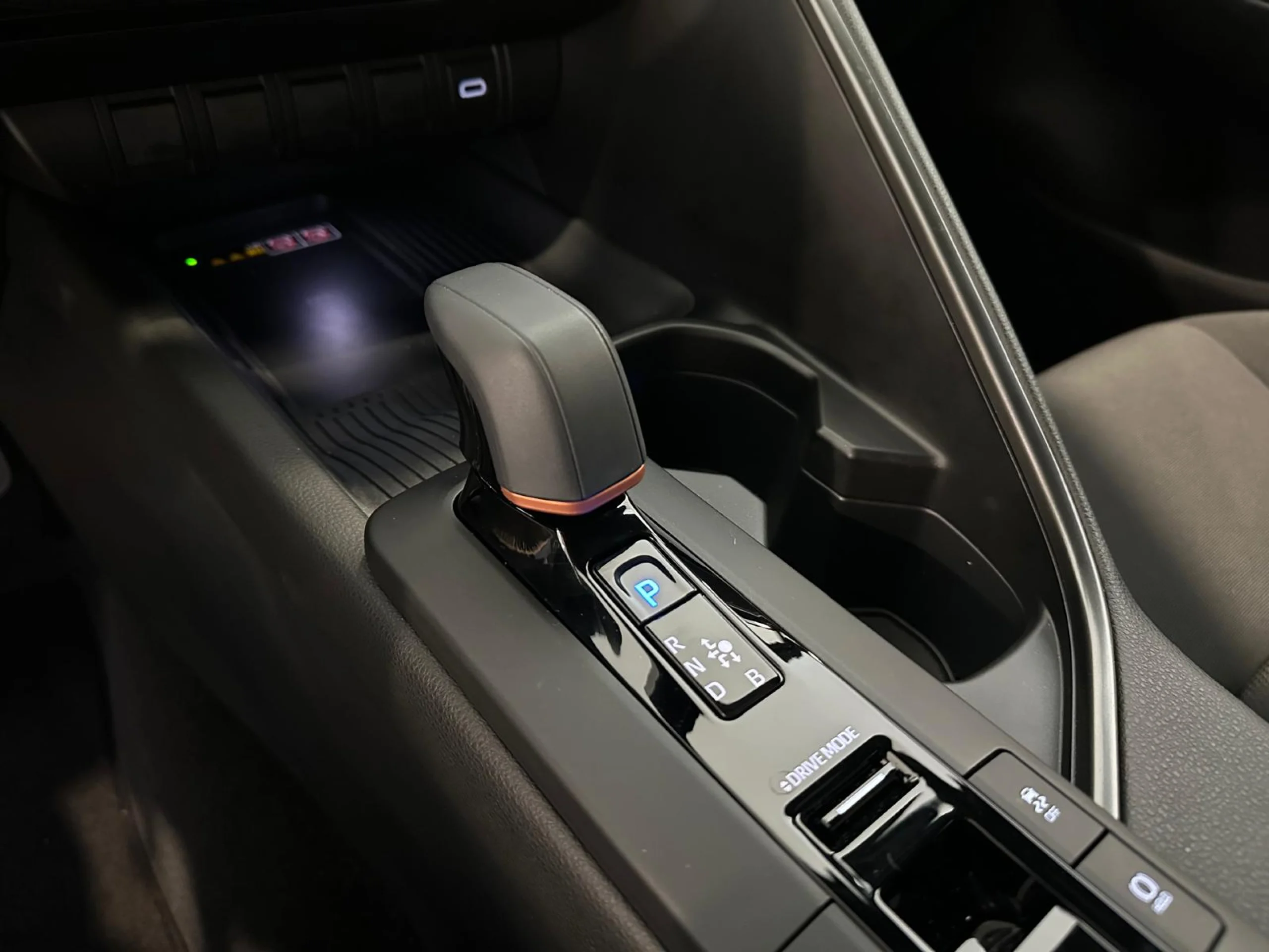 Toyota C-HR 200H Advance - Foto 7