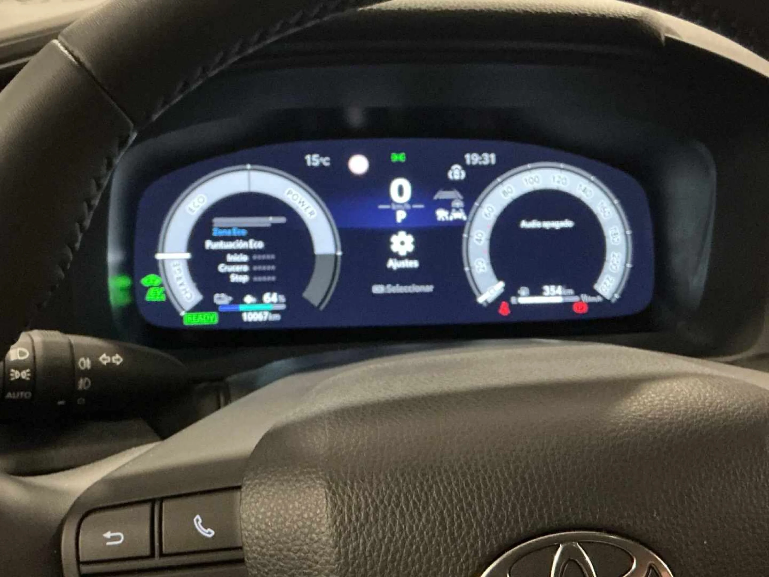 Toyota C-HR 220PH Advance + Skyview - Foto 14