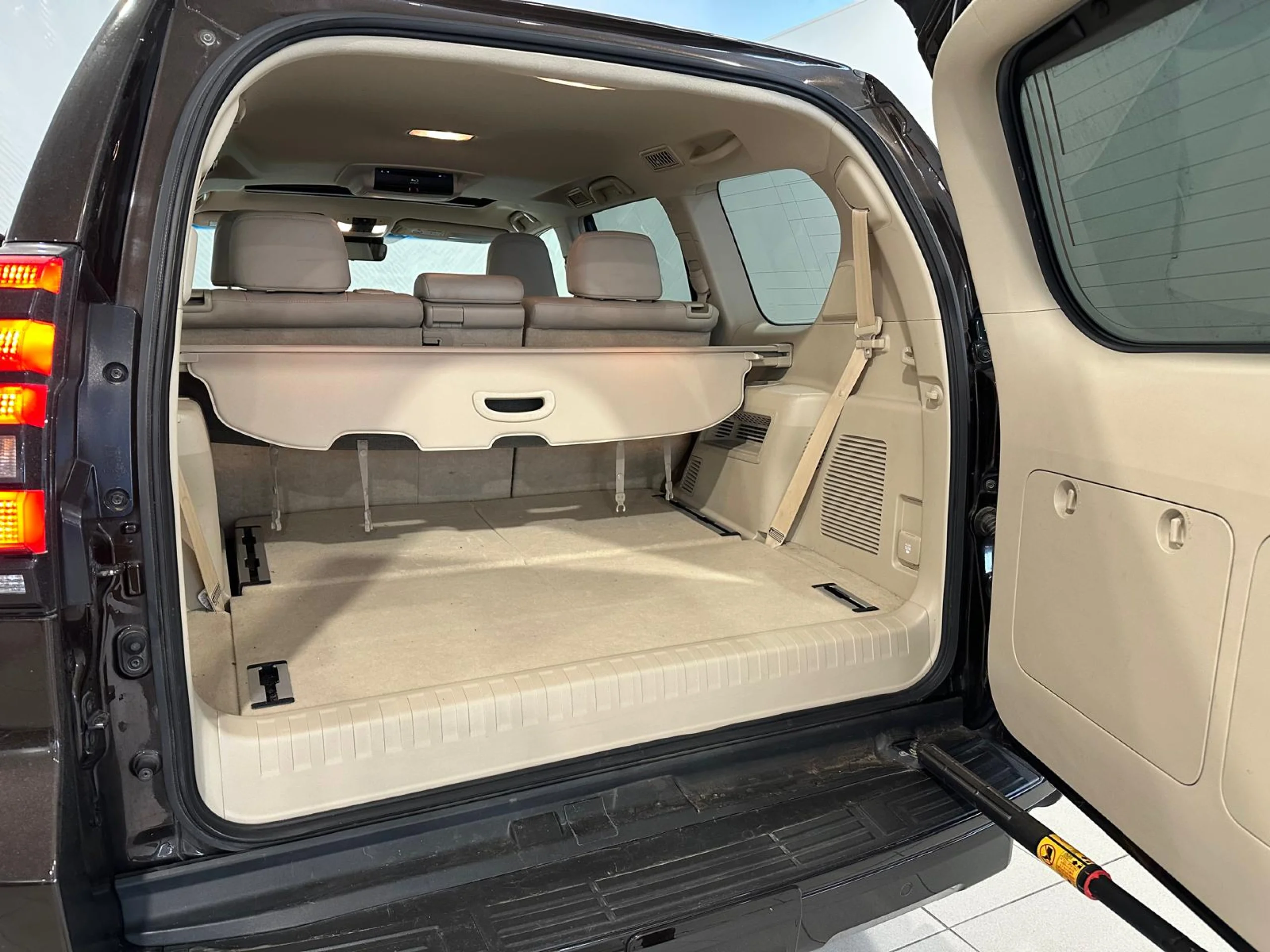 Toyota Land Cruiser 2.8D Limited - Foto 24