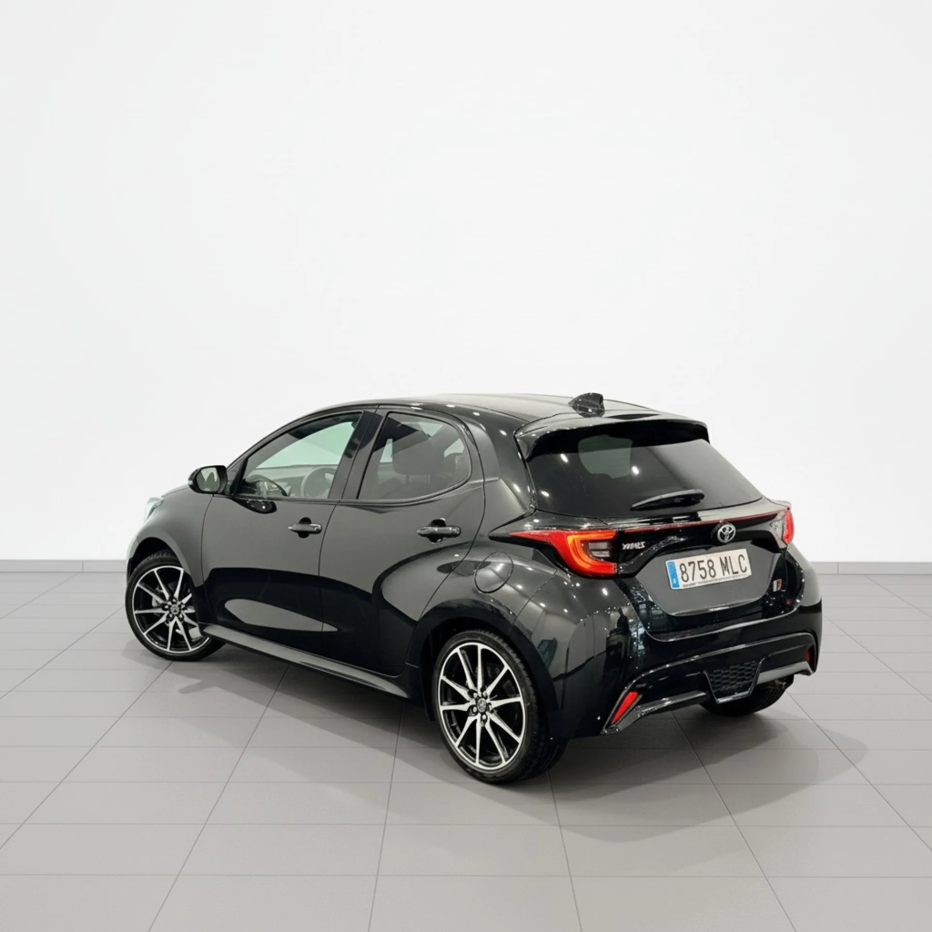 Toyota Yaris 130H GR SPORT - Foto 2