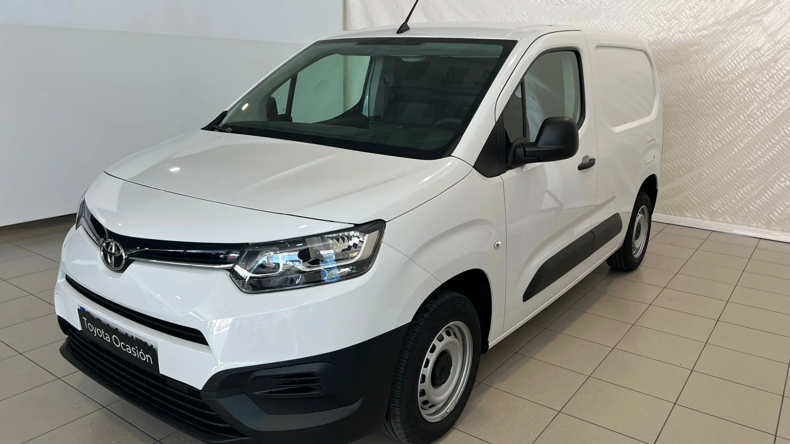 Toyota Pro Ace Van GX 650 kg - Foto 1