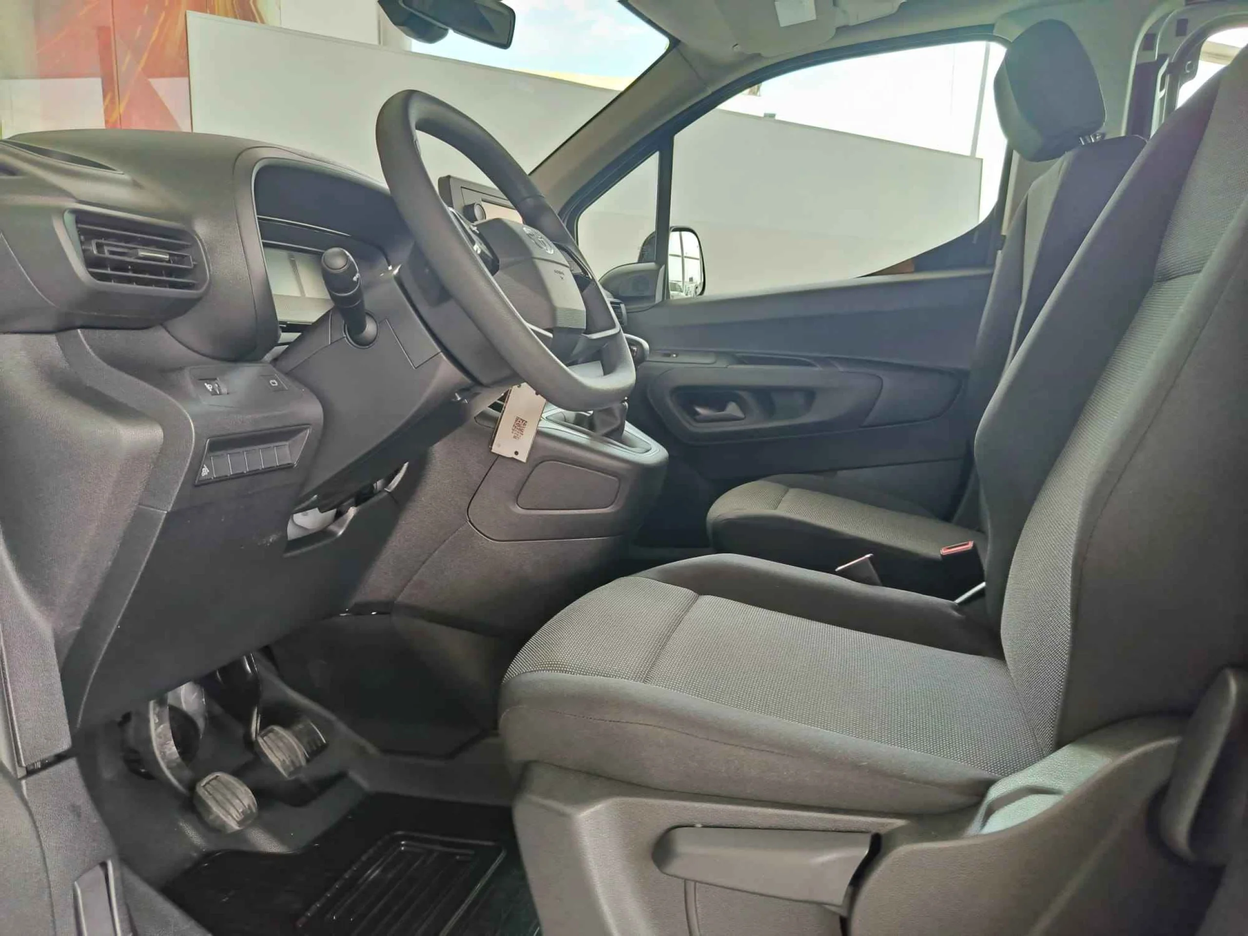 Toyota Proace City Combi 1.5D 75kW 6MT N1 L2 GX - Foto 11