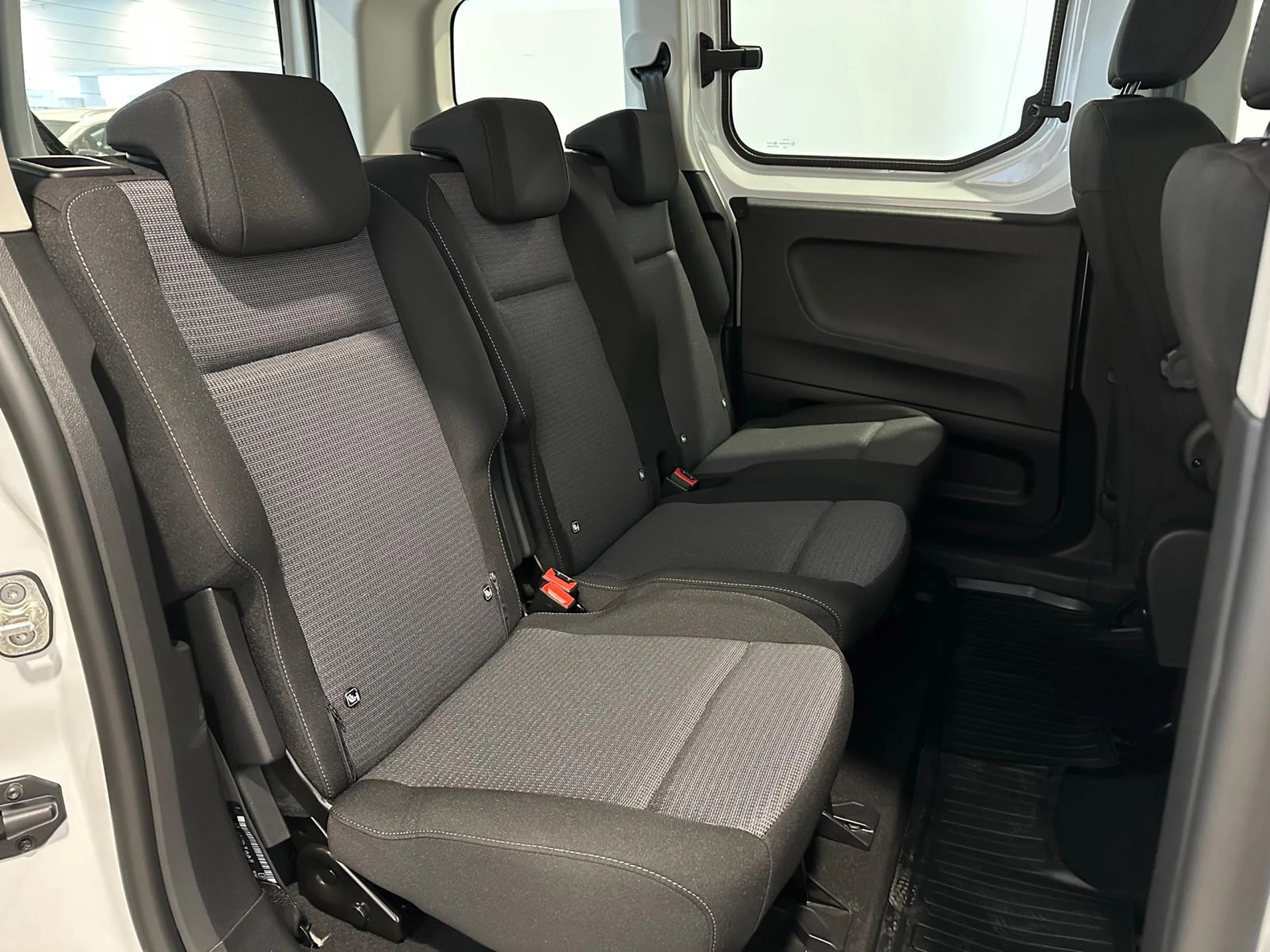 Toyota Proace City Verso Combi GX 1.5D 130CV - Foto 6