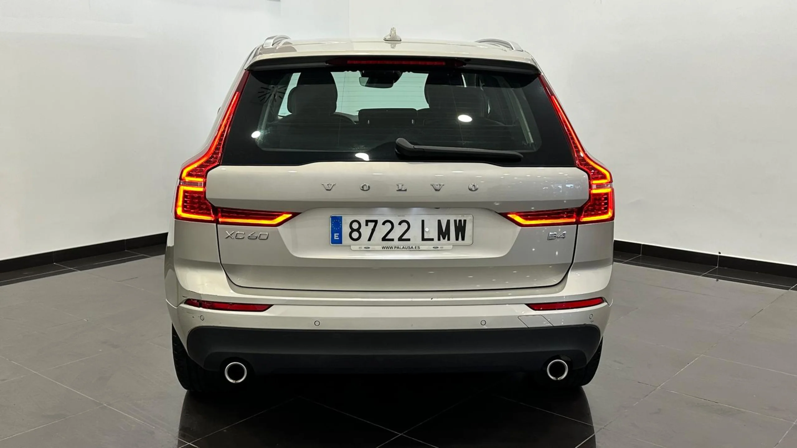 Volvo XC 60 XC60 B4 Momentum FWD Aut. - Foto 4