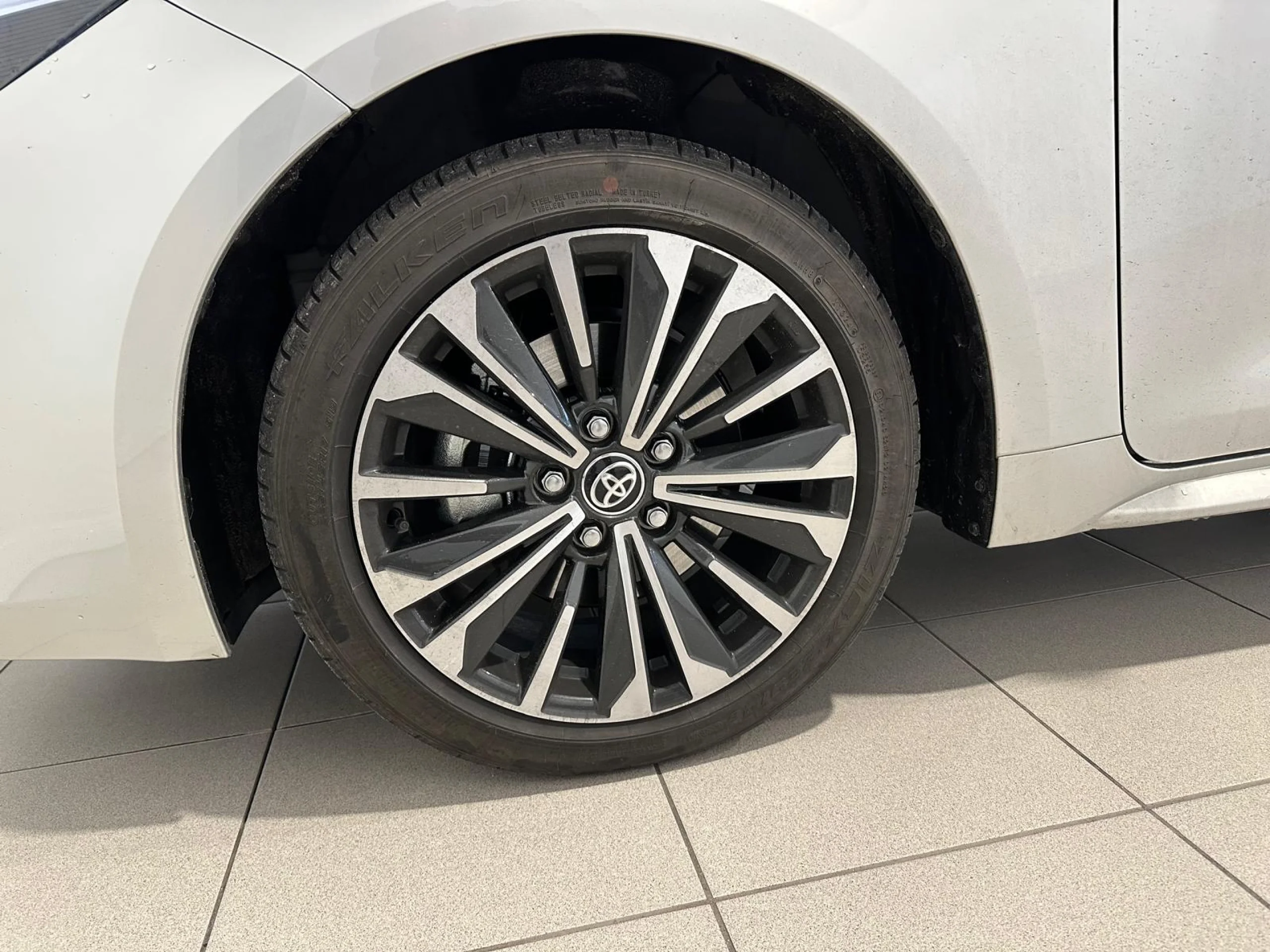 Toyota Corolla TS 200H Style - Foto 3