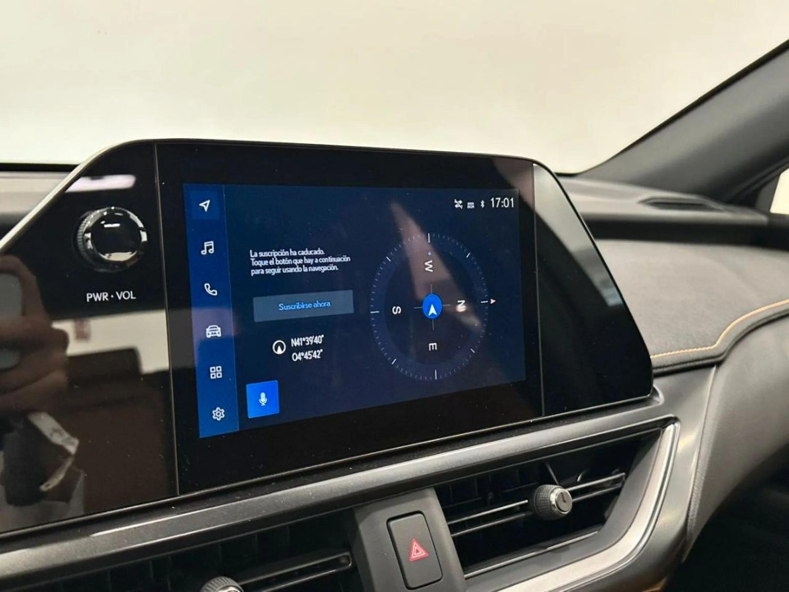 Lexus UX 300E UX300E UX + - Foto 15