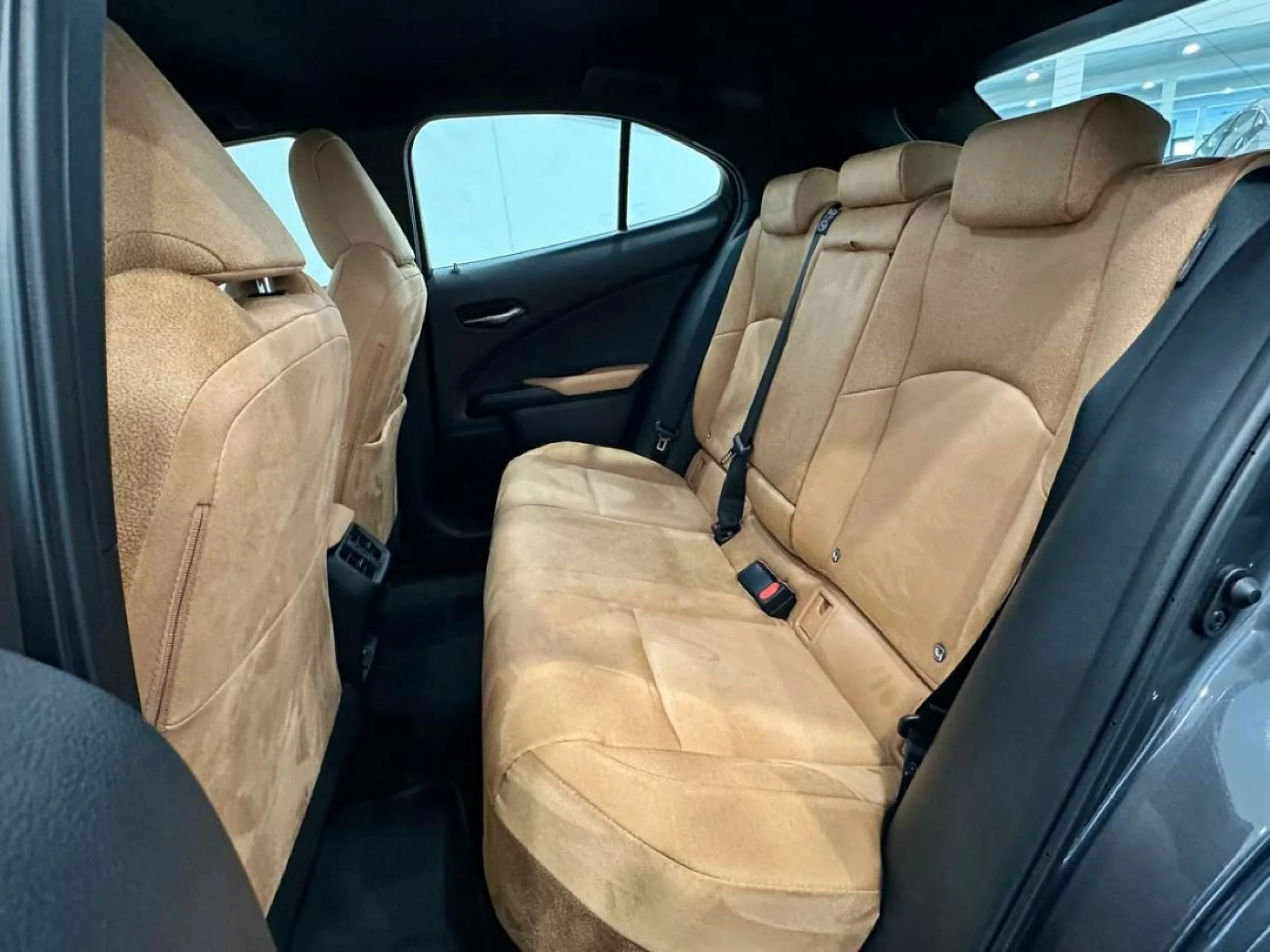 Lexus UX 300E UX300E UX + - Foto 16