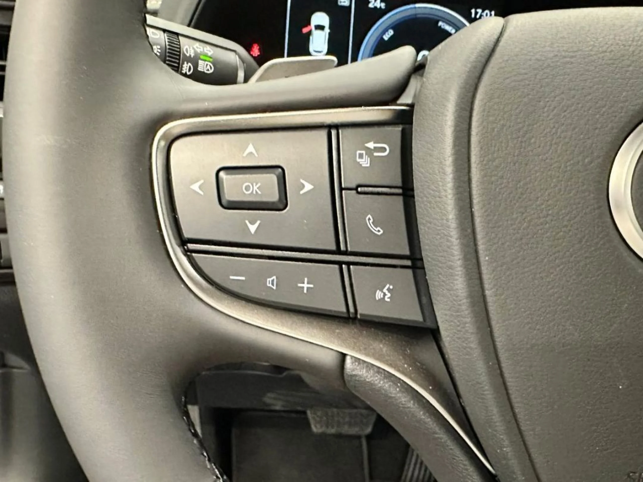 Lexus UX 300E UX300E UX + - Foto 5