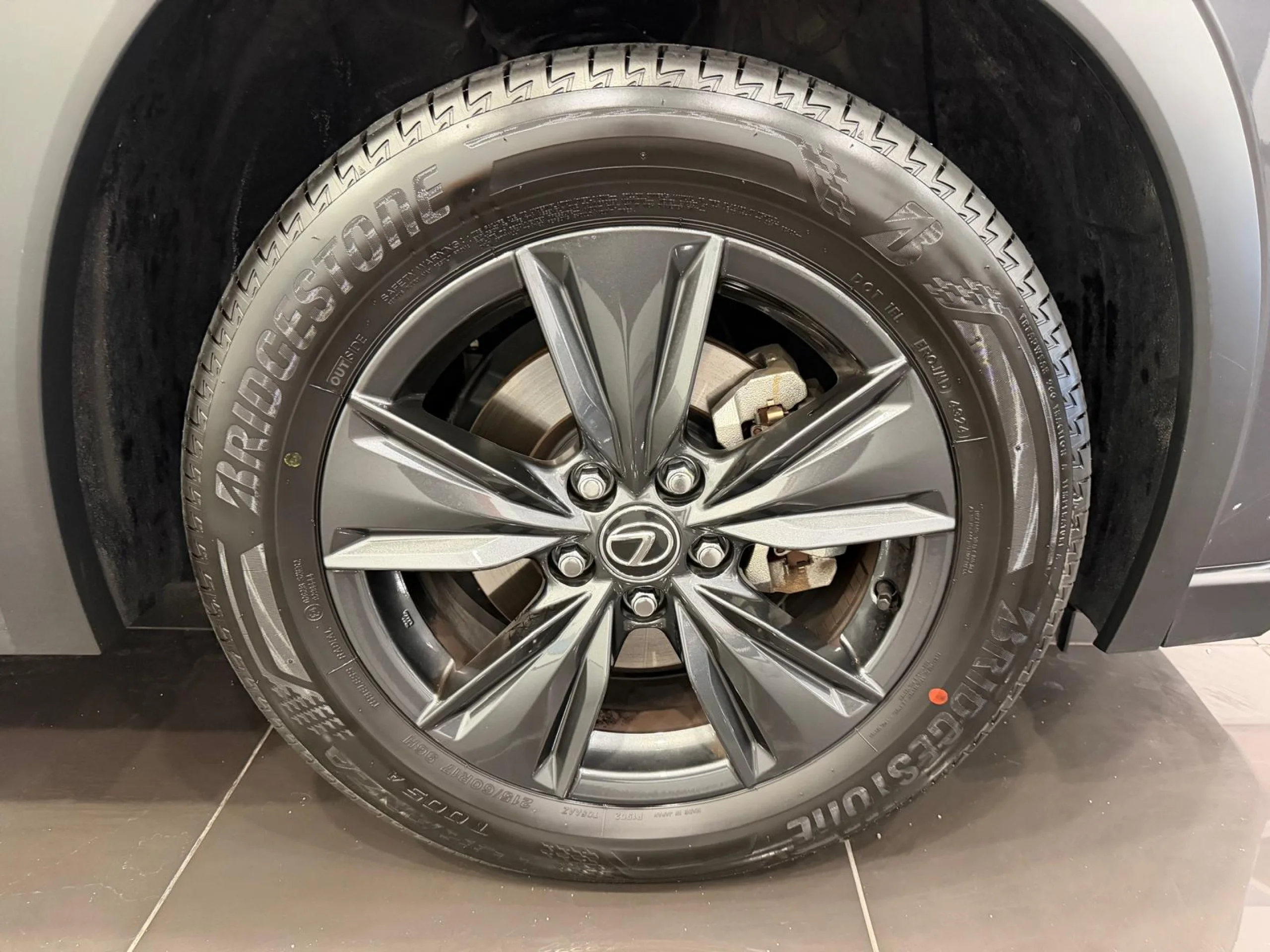 Lexus UX300h UX+ - Foto 8
