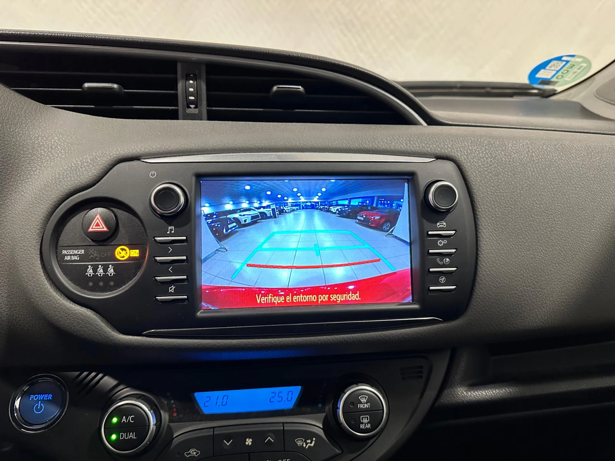 Toyota Yaris 1.5 100h Feel! - Foto 14