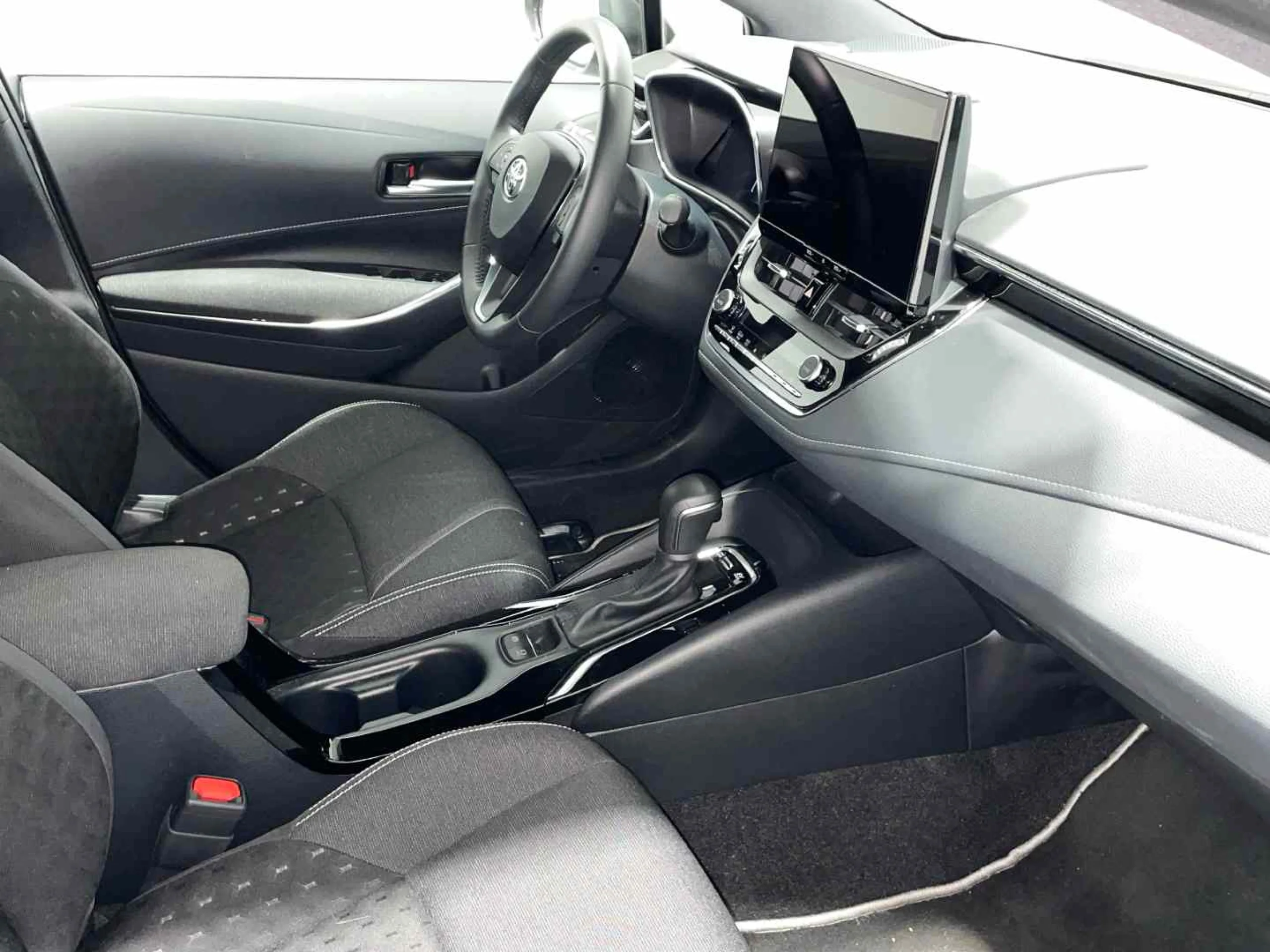 Toyota Corolla TS 140H Active Plus - Foto 10