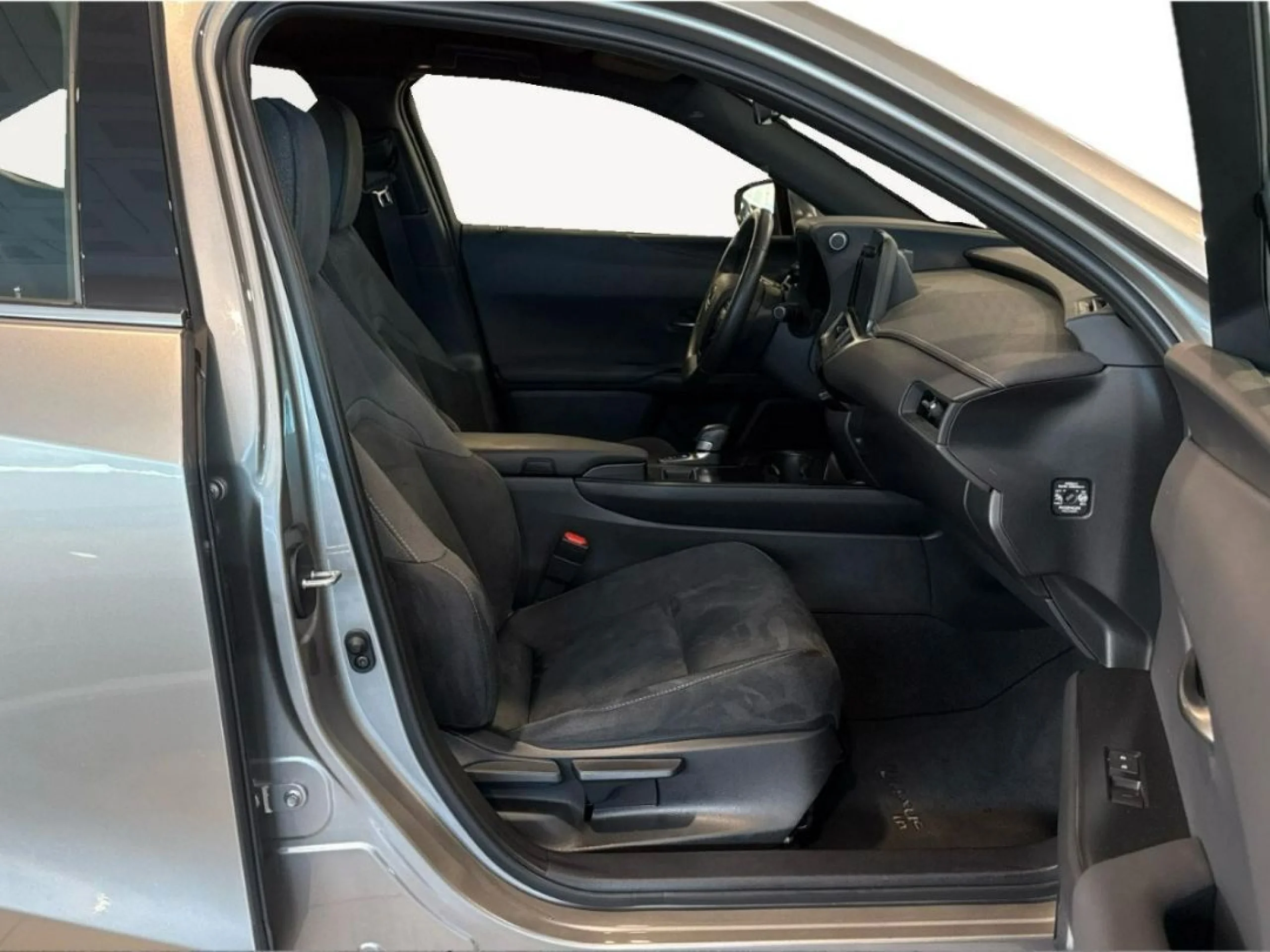 Lexus UX300h UX + 2WD - Foto 6