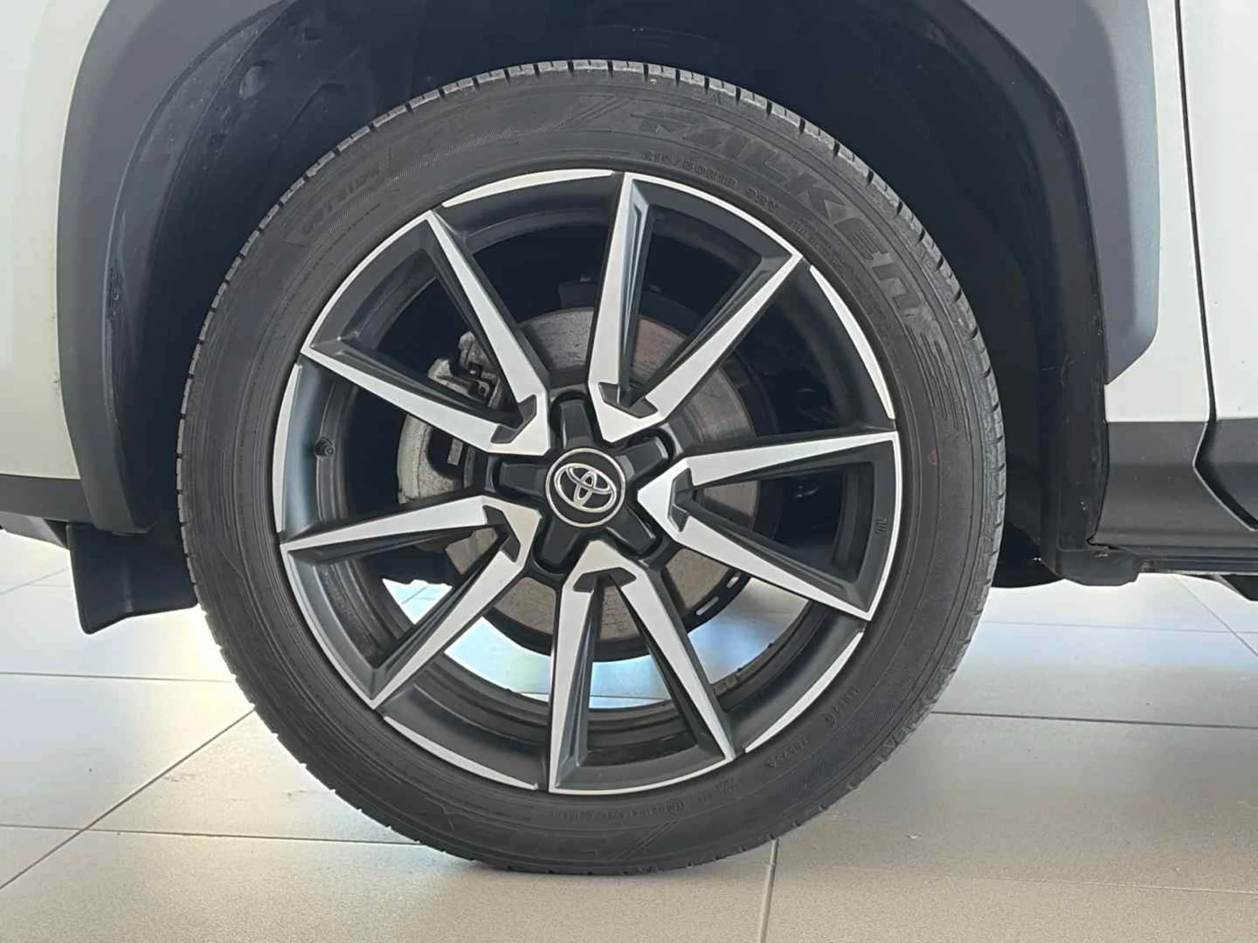 Toyota Yaris Cross 130H GR Sport - Foto 6