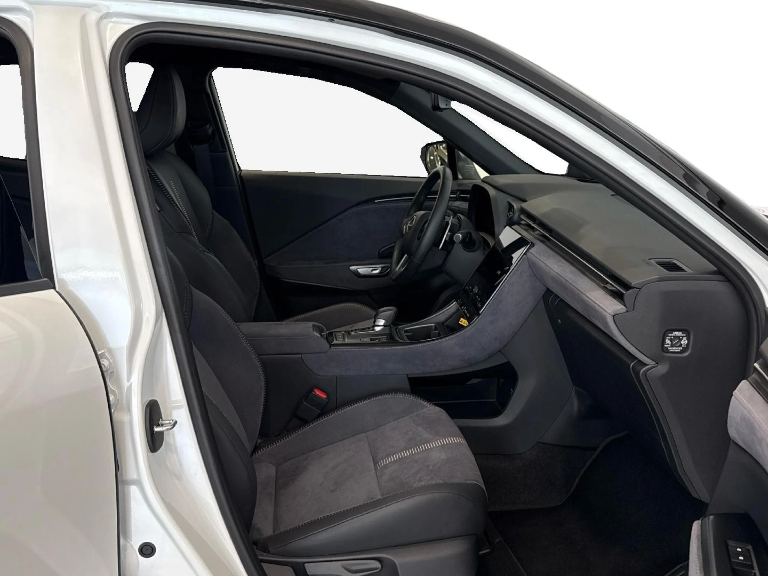 Lexus LBX COOL + - Foto 7