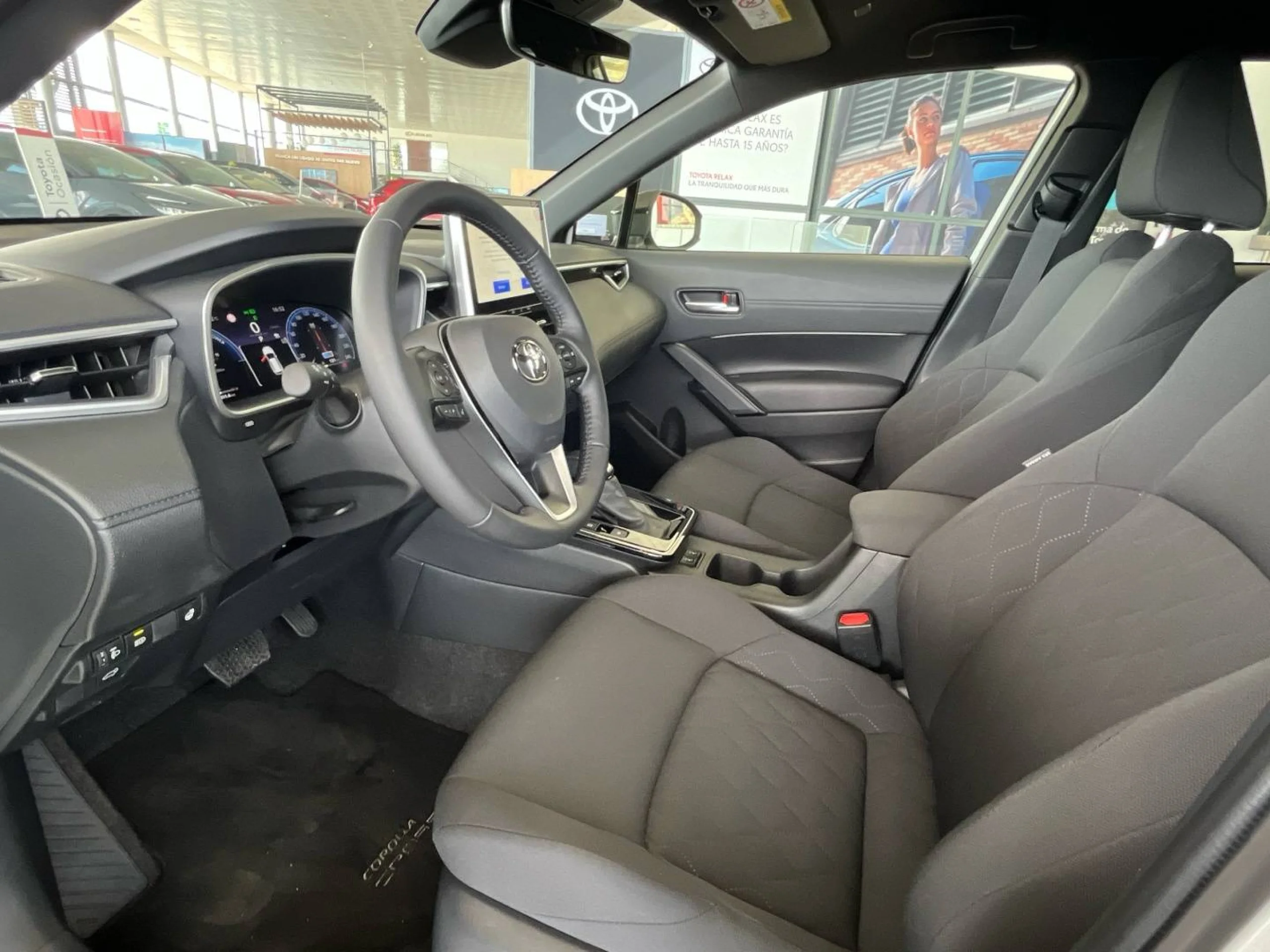 Toyota Corolla Cross 200H Style - Foto 11