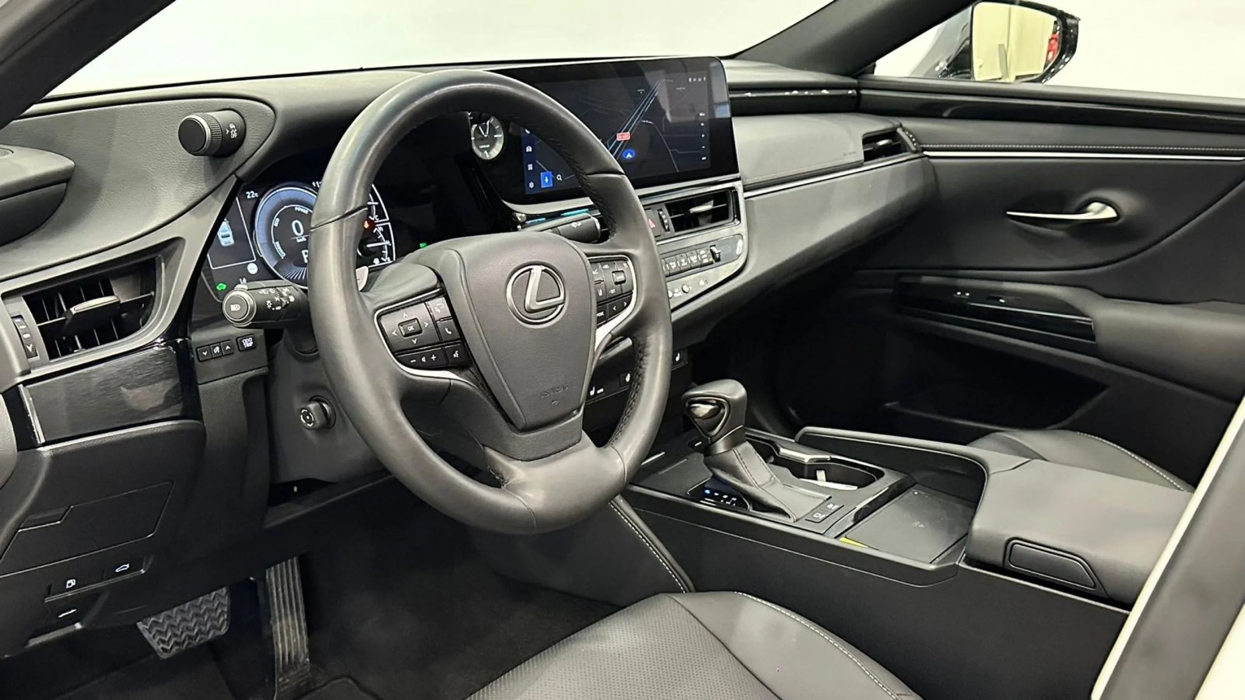 Lexus ES 300h PREMIUM - Foto 19
