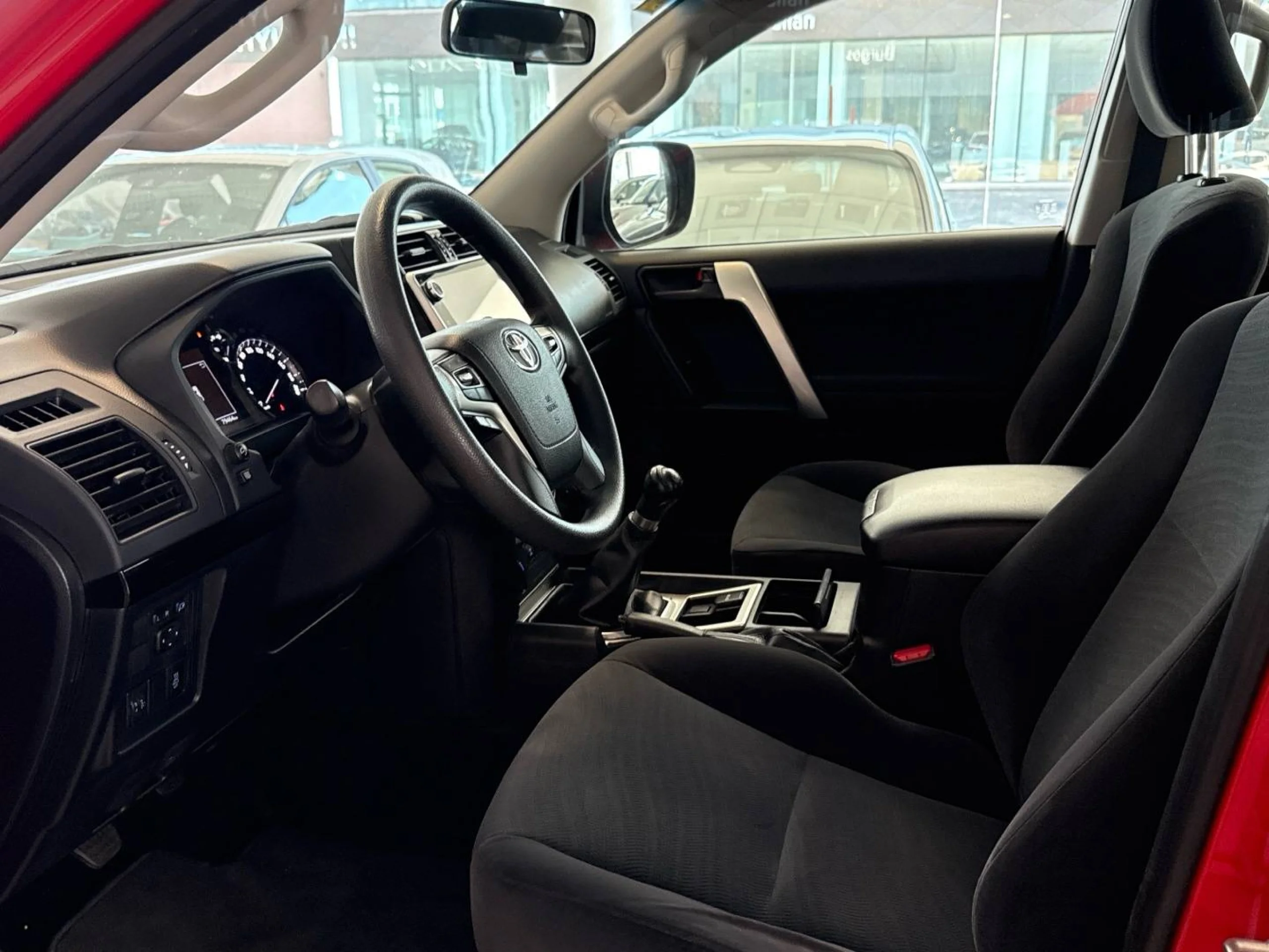 Toyota Land Cruiser 2.8D 6MT 4x4 GX - Foto 11