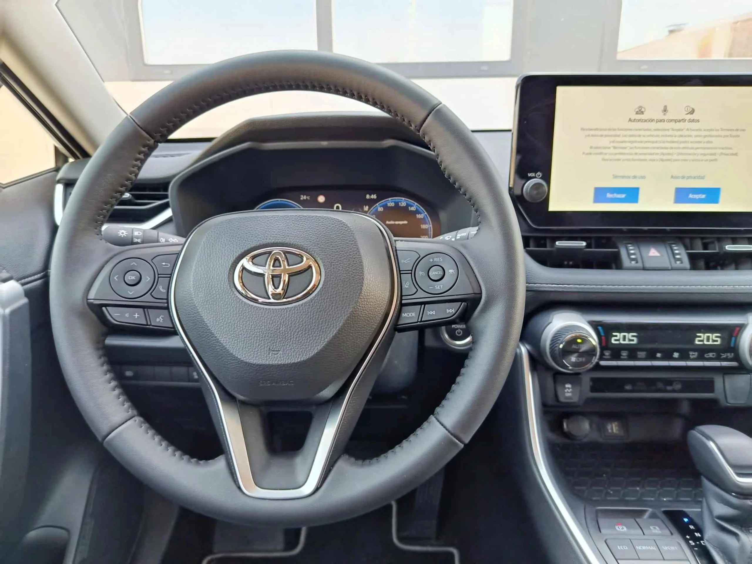 Toyota RAV 4 RAV4 220H Advance - Foto 16