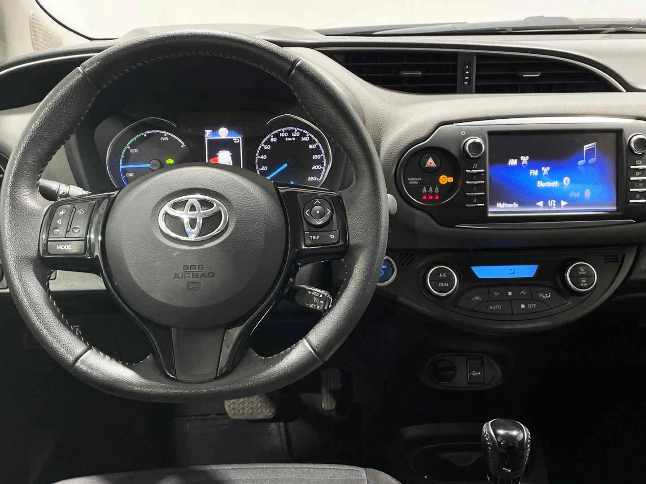 Toyota Yaris 100H Active - Foto 13
