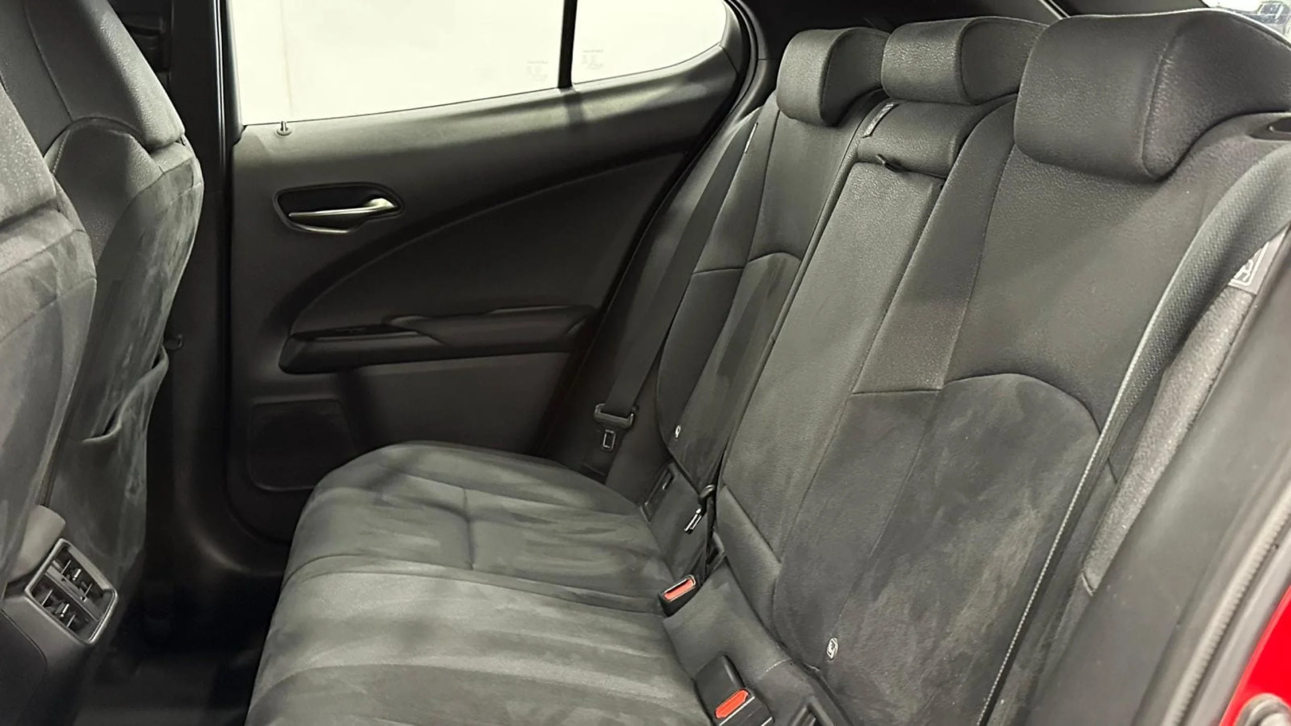 Lexus UX 250h 2WD PREMIUM - Foto 8