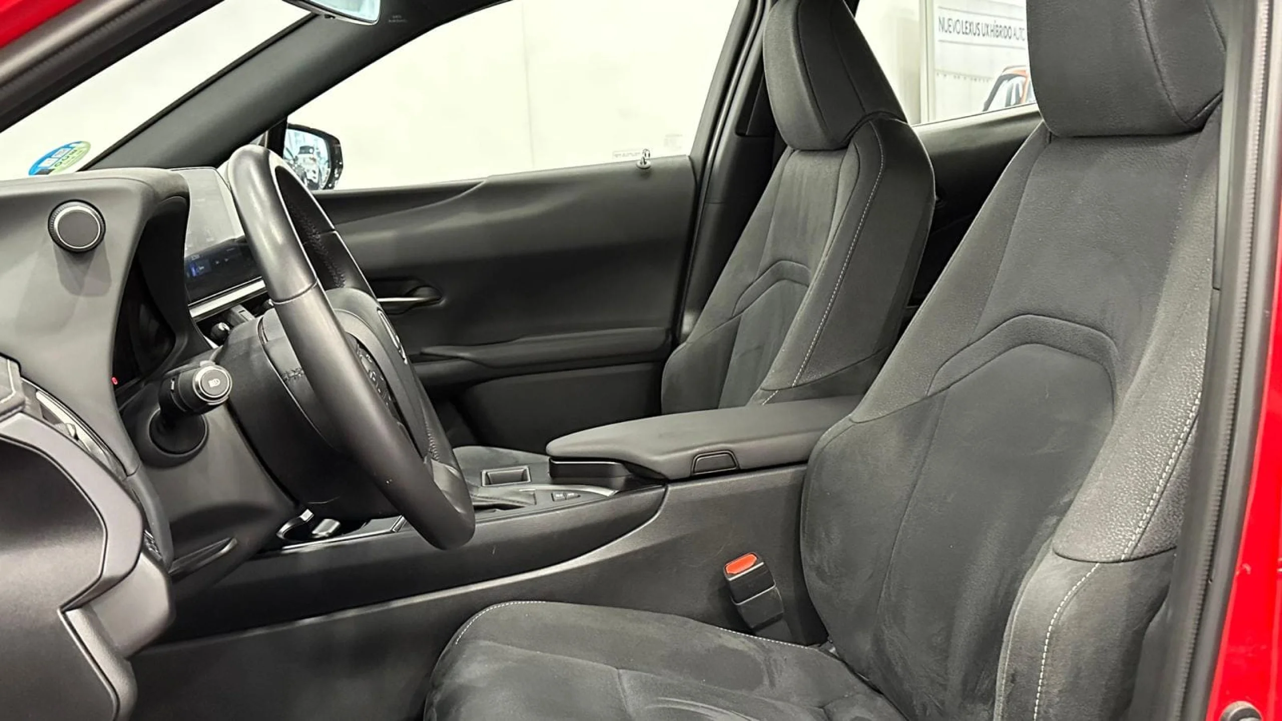 Lexus UX 250h 2WD PREMIUM - Foto 9