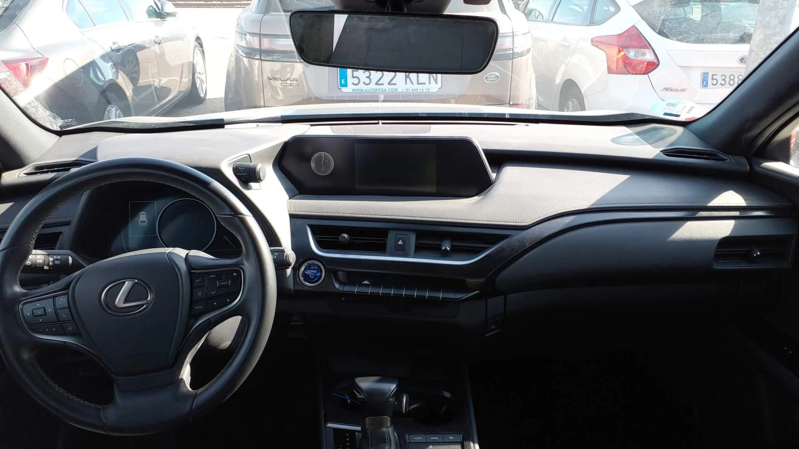 Lexus UX 250h UX 2.0 250h Business - Foto 8