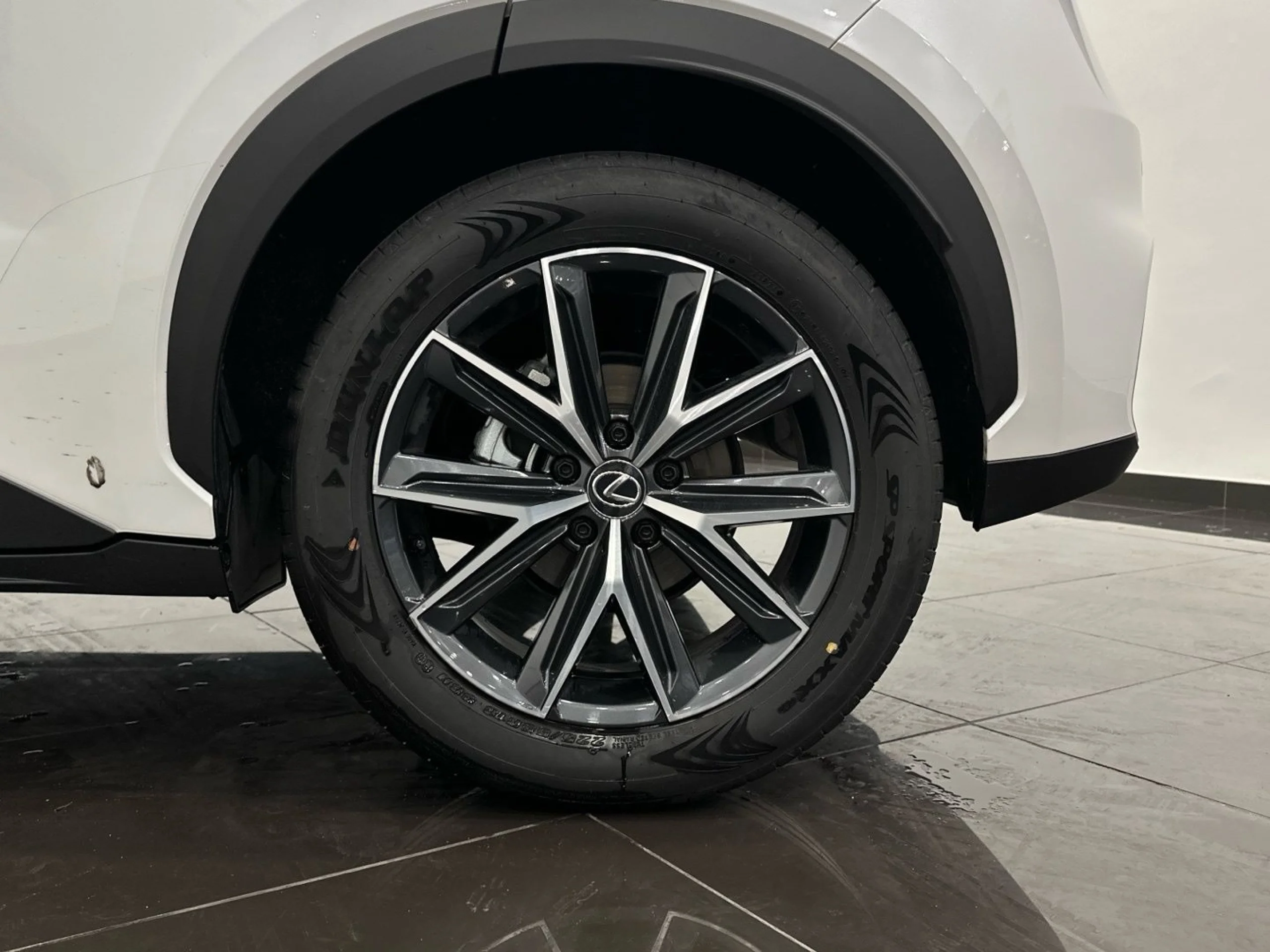 Lexus LBX EMOTION + - Foto 6